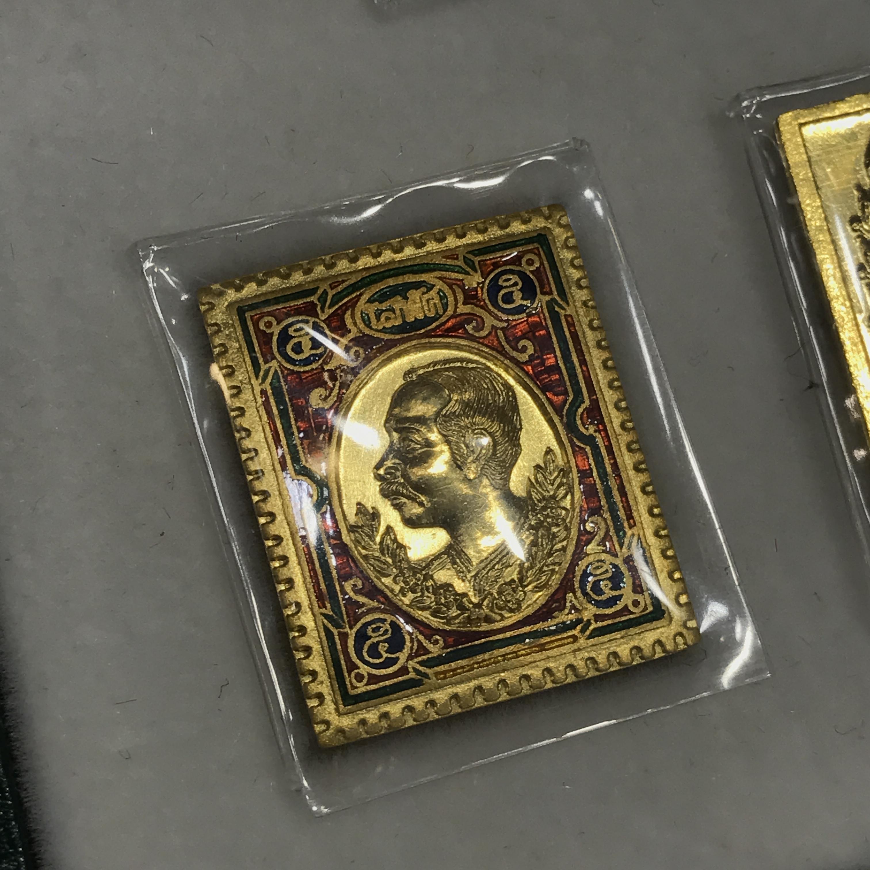 ชุดเหรียญแสตมป์ โสฬส รัชกาลที่ 5 เนื้อทองคำลงยา(พิมพ์เล็ก) วัดพัฒนาราม จ.อุดรธานี ปี2536