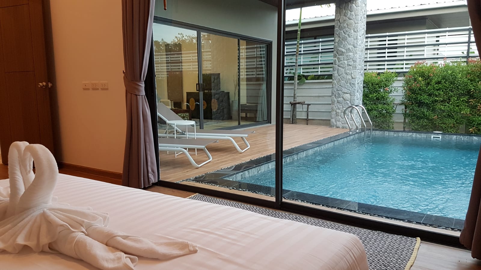 For Rent :Chalong Private pool villa 2 bed room 2 bath room สำเนา