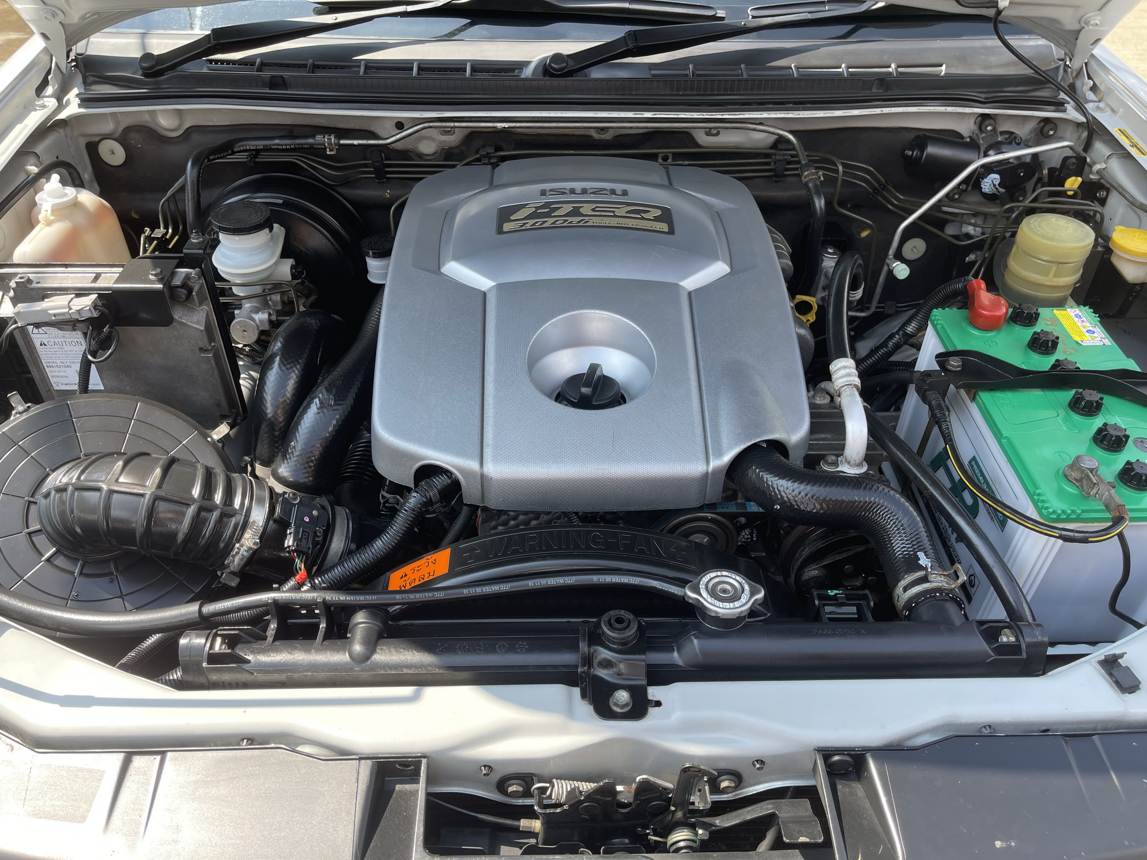 Isuzu Dmax Cab SLX 2.5 Abs Airbag Navi 2010 เงิน