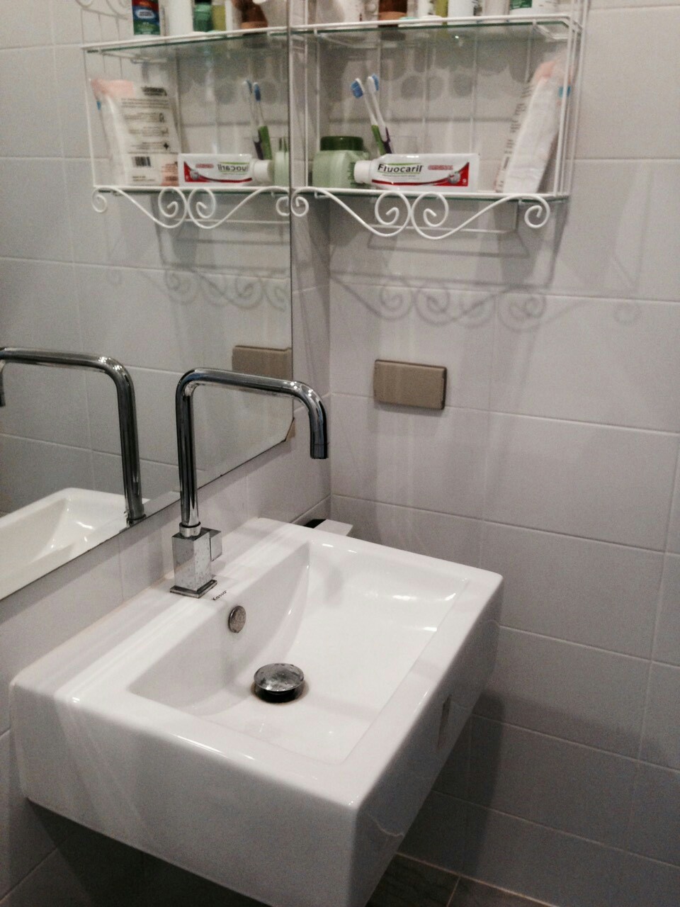 For Rent : 1 Bed room Private Pool Villa on beach at Koh Sirea