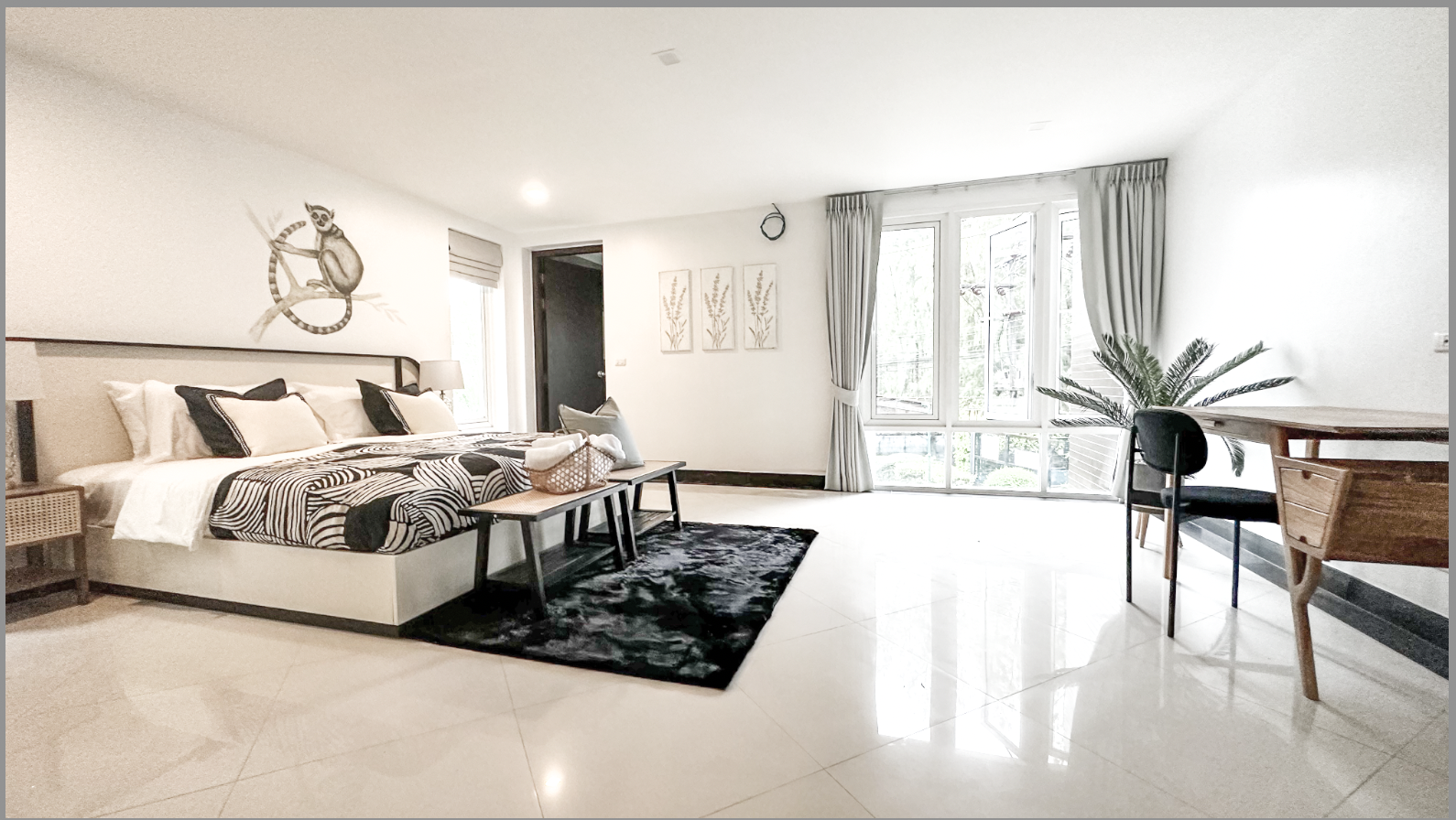 For Rent : Kohkaew, 3- Story Town House, 3 Bedrooms 4 Bathrooms