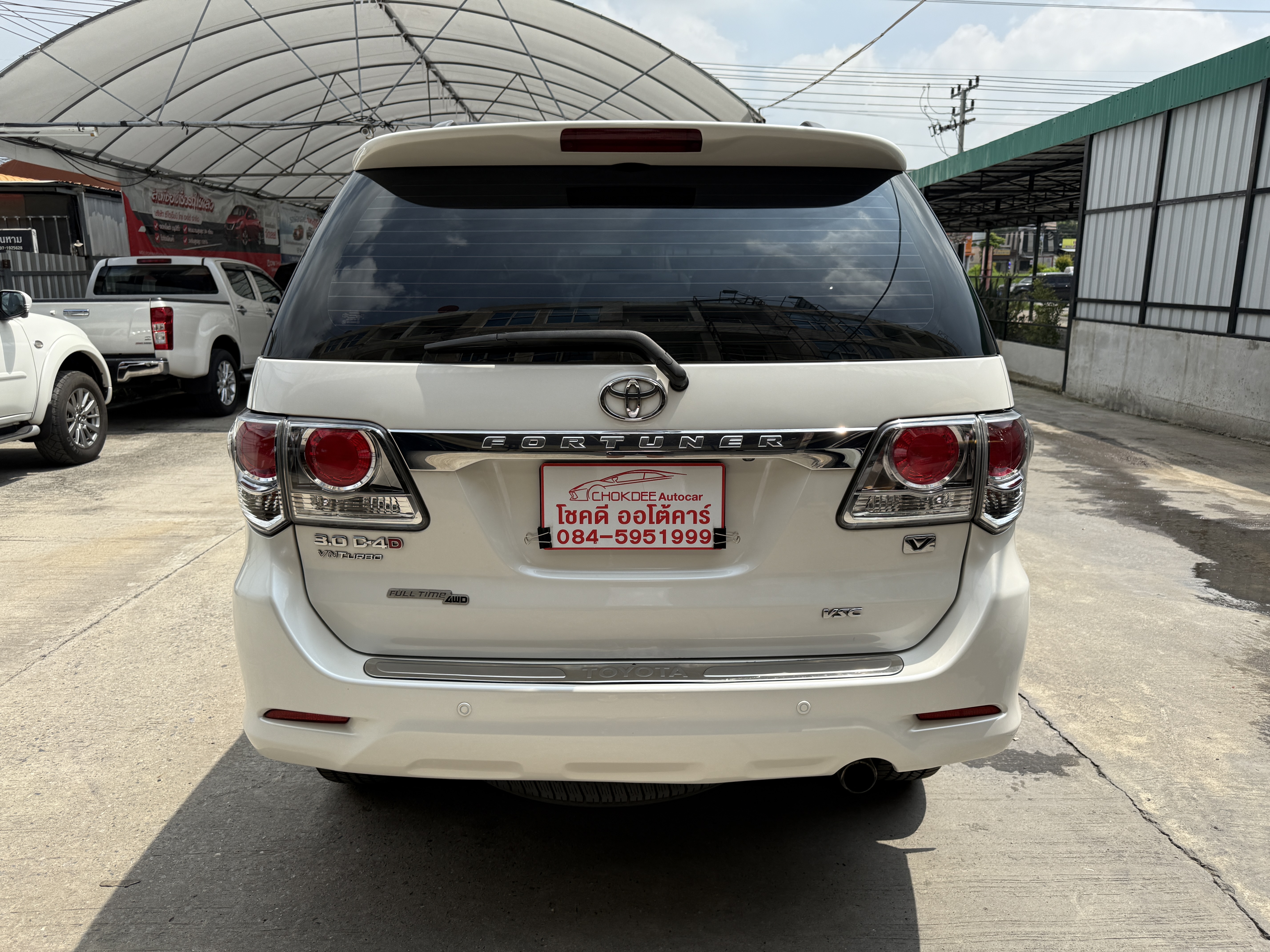 Toyota Fortuner Champ 3.0 V Navi 4WD At 2013 ขาวมุก