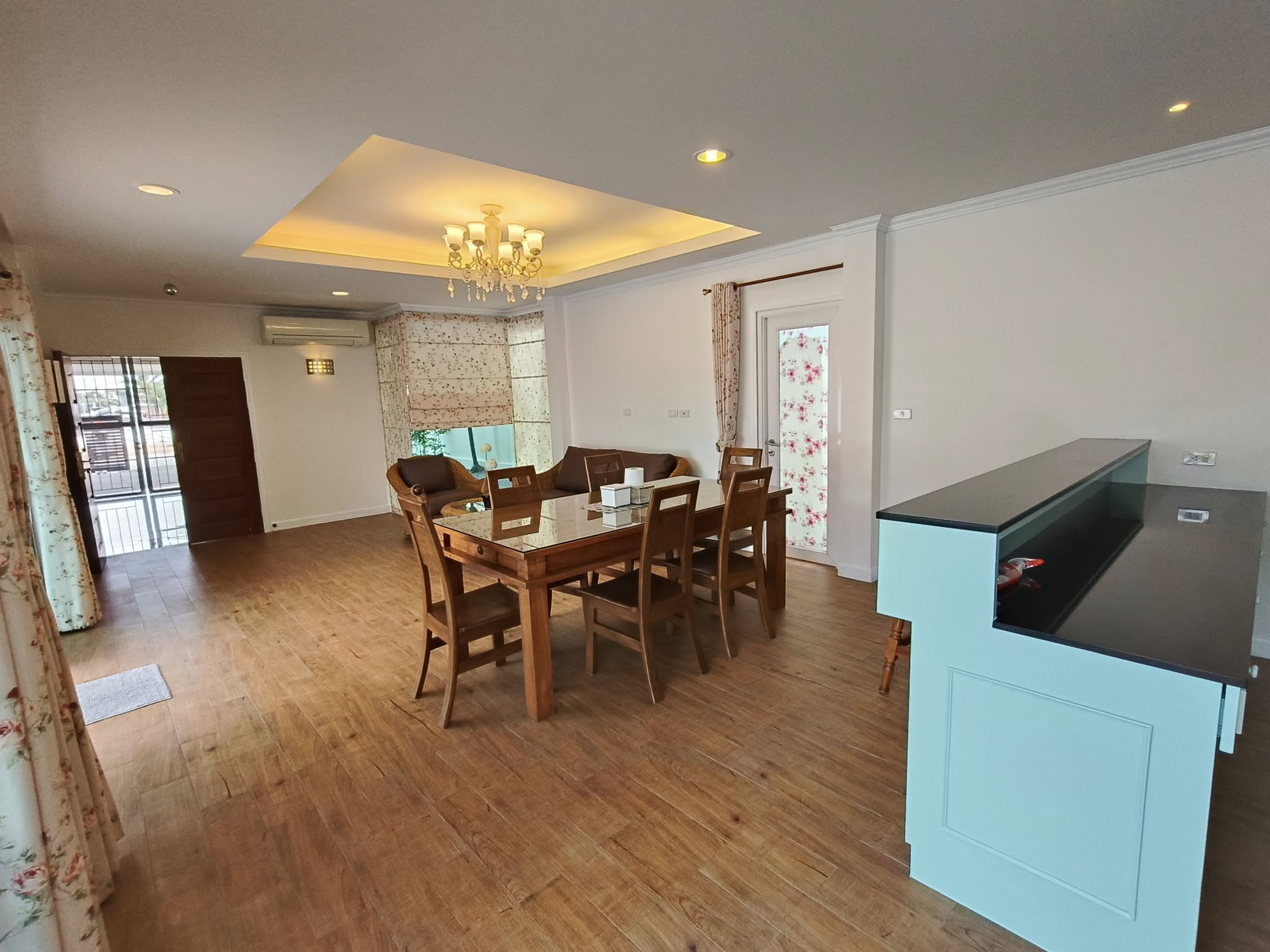 For Rent : Chalong, Private Pool Villa, 3 bedrooms 5 bathrooms