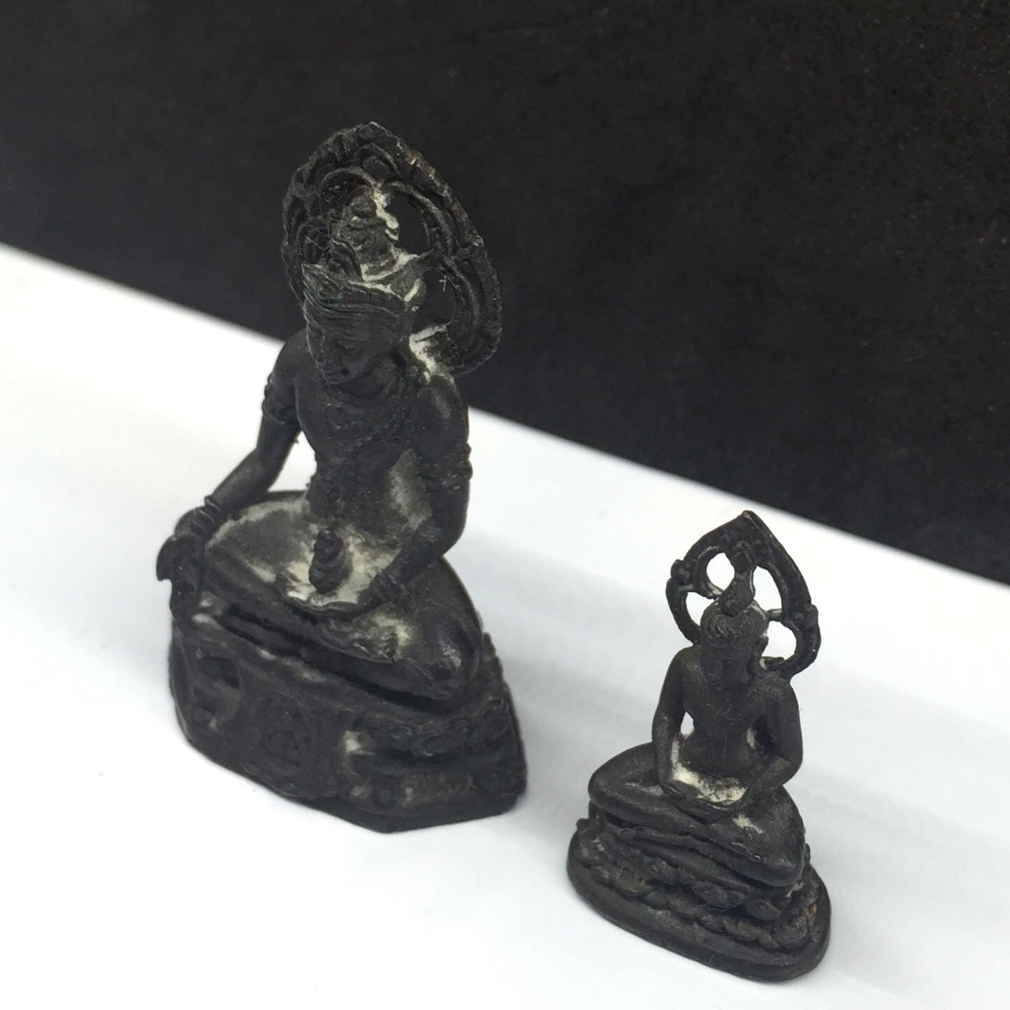 พระกริ่ง-พระชัยวัฒน์พุทธศิริราช ครบ84ปี โรงพยาบาลศิริราช ปี2517 เนื้อนวะโลหะ(ในหลวงเสด็จในพิธี)