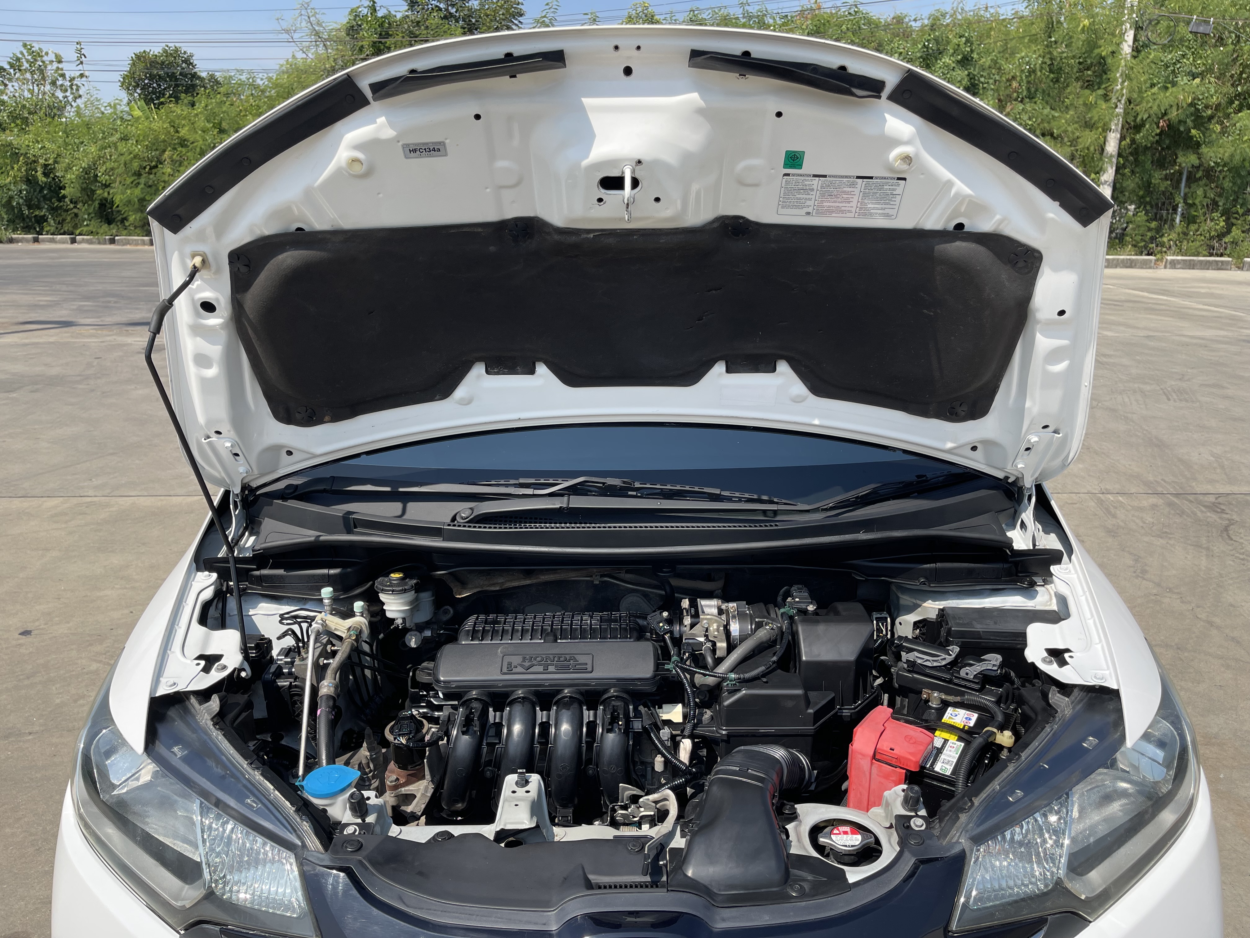 Honda Jazz 1.5 V+ At 2014 ขาว