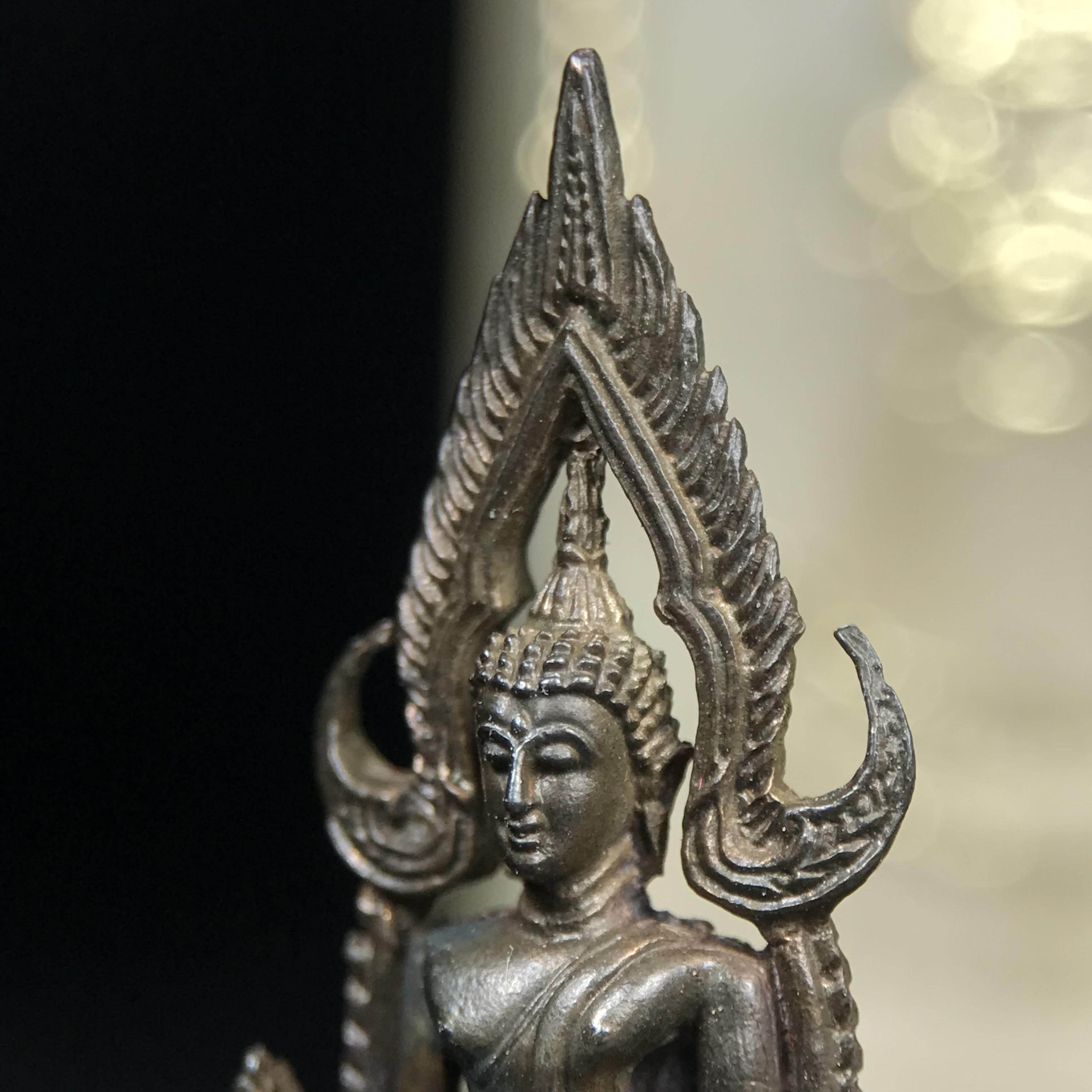 กริ่งพระพุทธชินราช ภปร. กองทัพภาคที่3จัดสร้าง ปี2517 เนื้อนวโลหะกล่องเดิม(คัดสภาพสวย)(หายาก)(ในหลวง ร.9 เสด็จในพิธี)