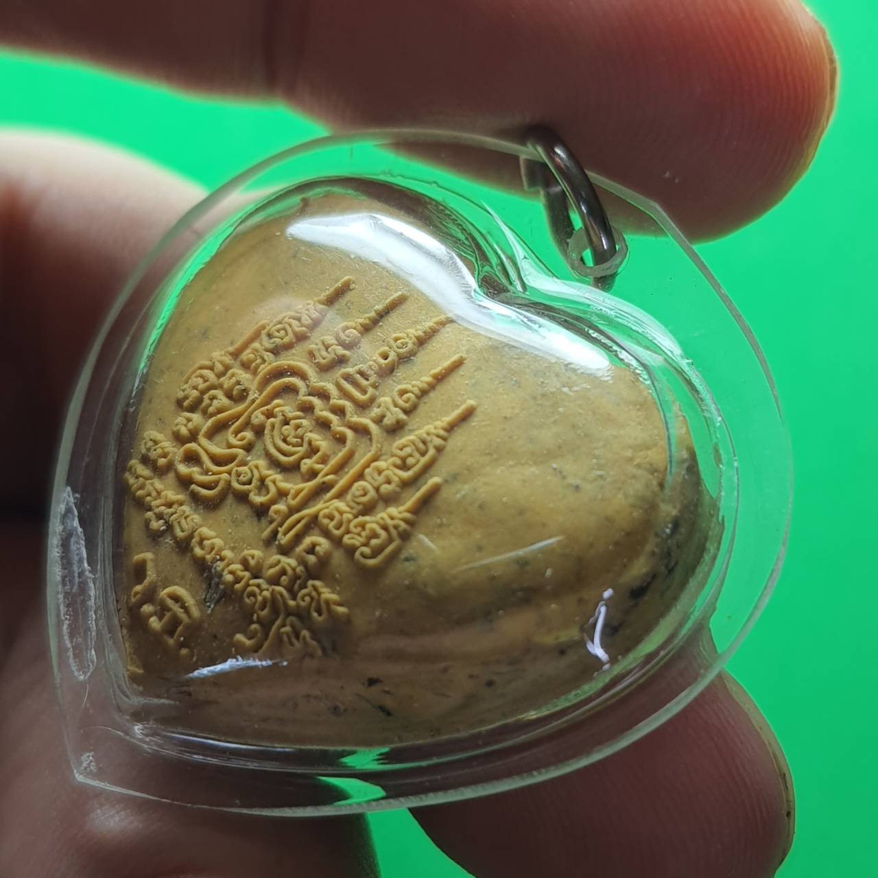 ของเสน่ห์ หัวใจเสน่ห์ สีเหลือง มวสาร ว่านสาวหลง (ใส่กรอบ) หัวใจเสน่ห์แท้ เสริมเสน่ห์