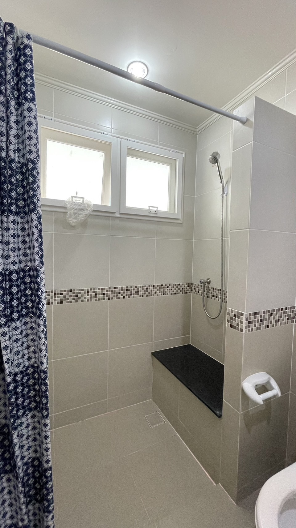 For Rent : Thalang Private House, 4 bedrooms 3 bathrooms