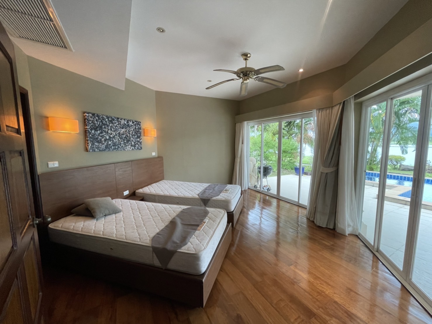 For Rent : Kathu, Loch Palm Garden Villa, 2 Bedrooms 2 Bathrooms