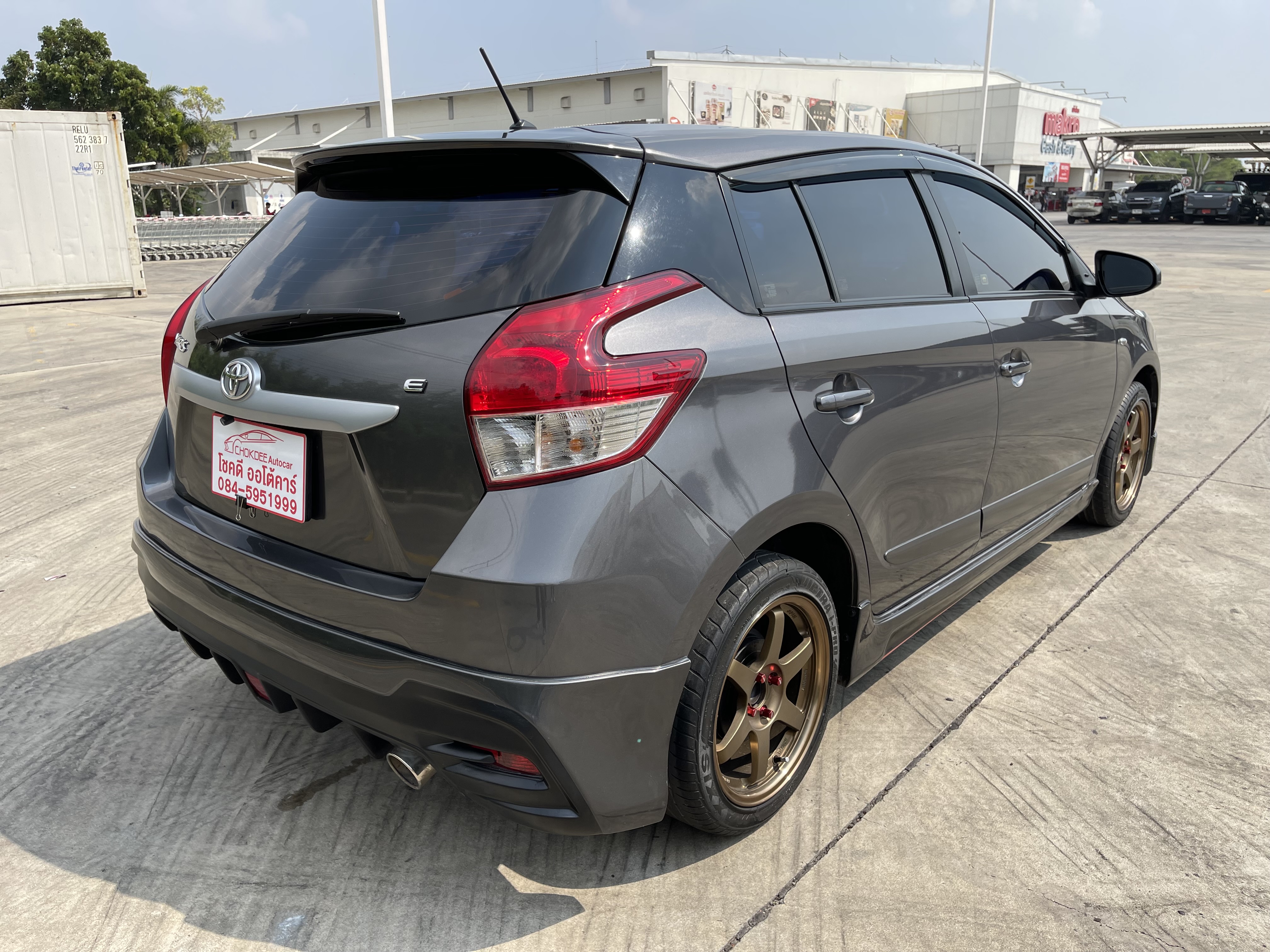 Toyota Yaris 1.2 E At 2017 เทาดำ