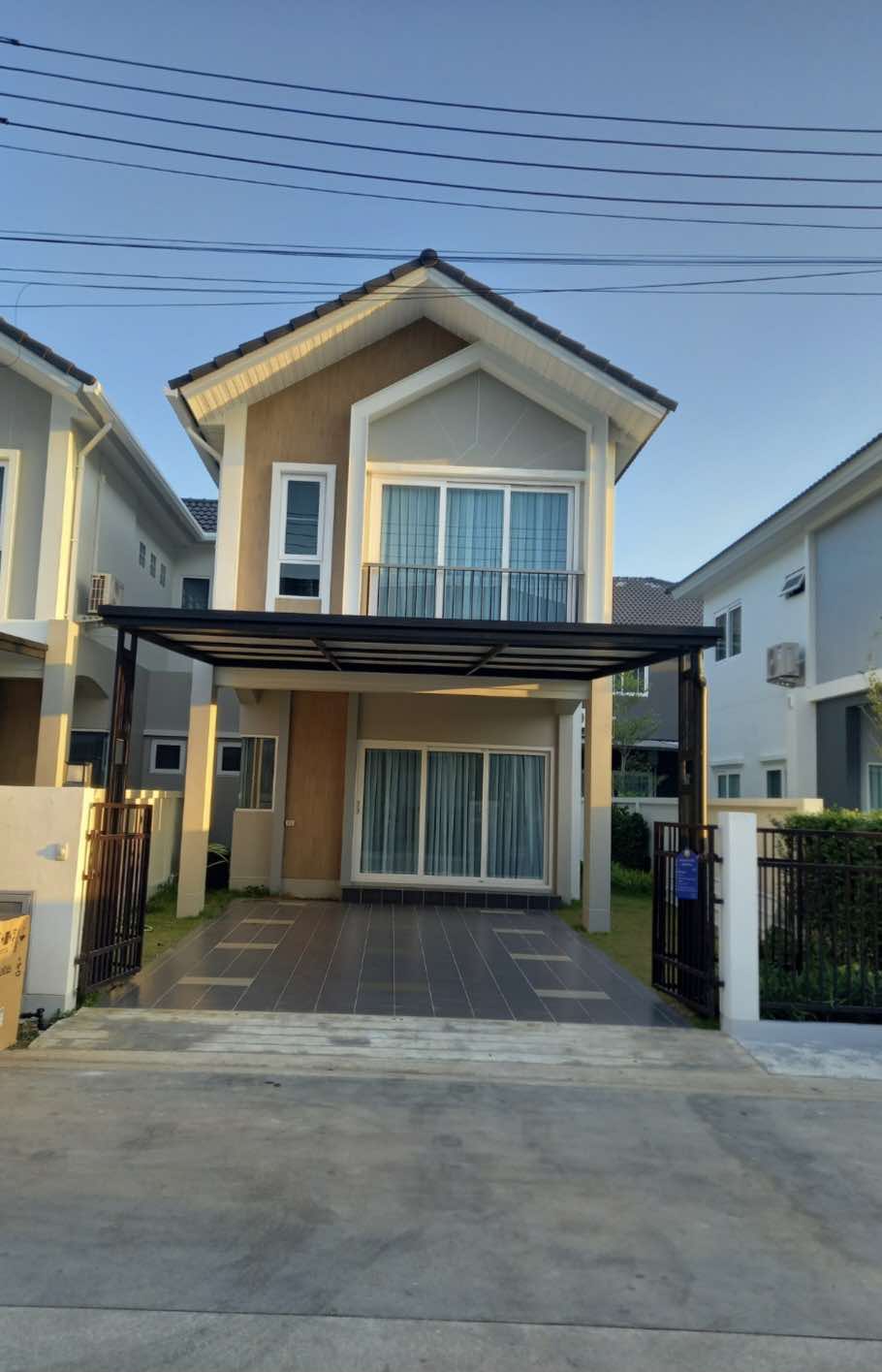 For Rent : Chalong, 2-story semi-detached house, 3 bedrooms 3 bathrooms