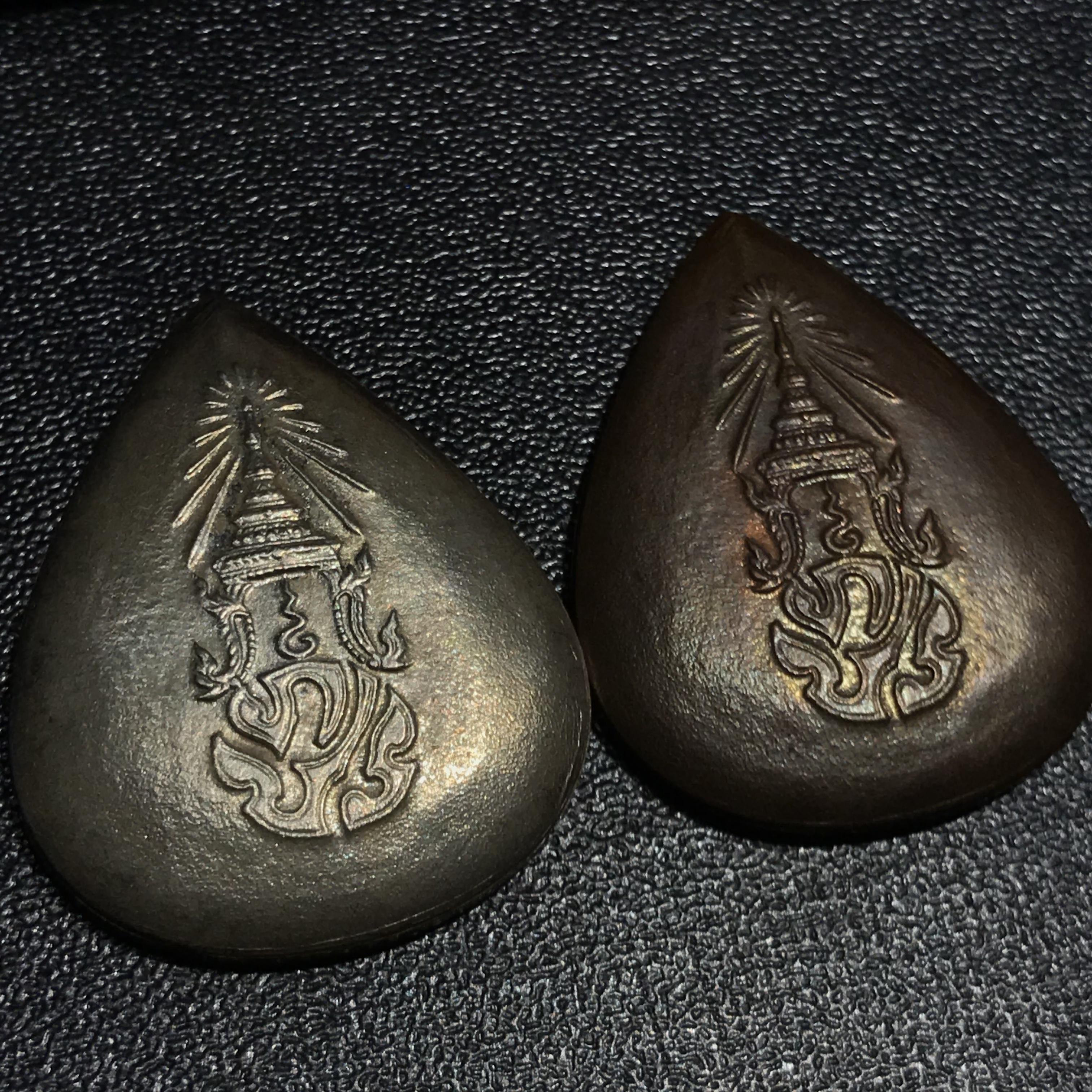 พระพุทธสิงหธรรมมงคล ภ.ป.ร.ทรงหยดน้ำ ปี2547 เนื้อเงิน+เนื้อนวโลหะ