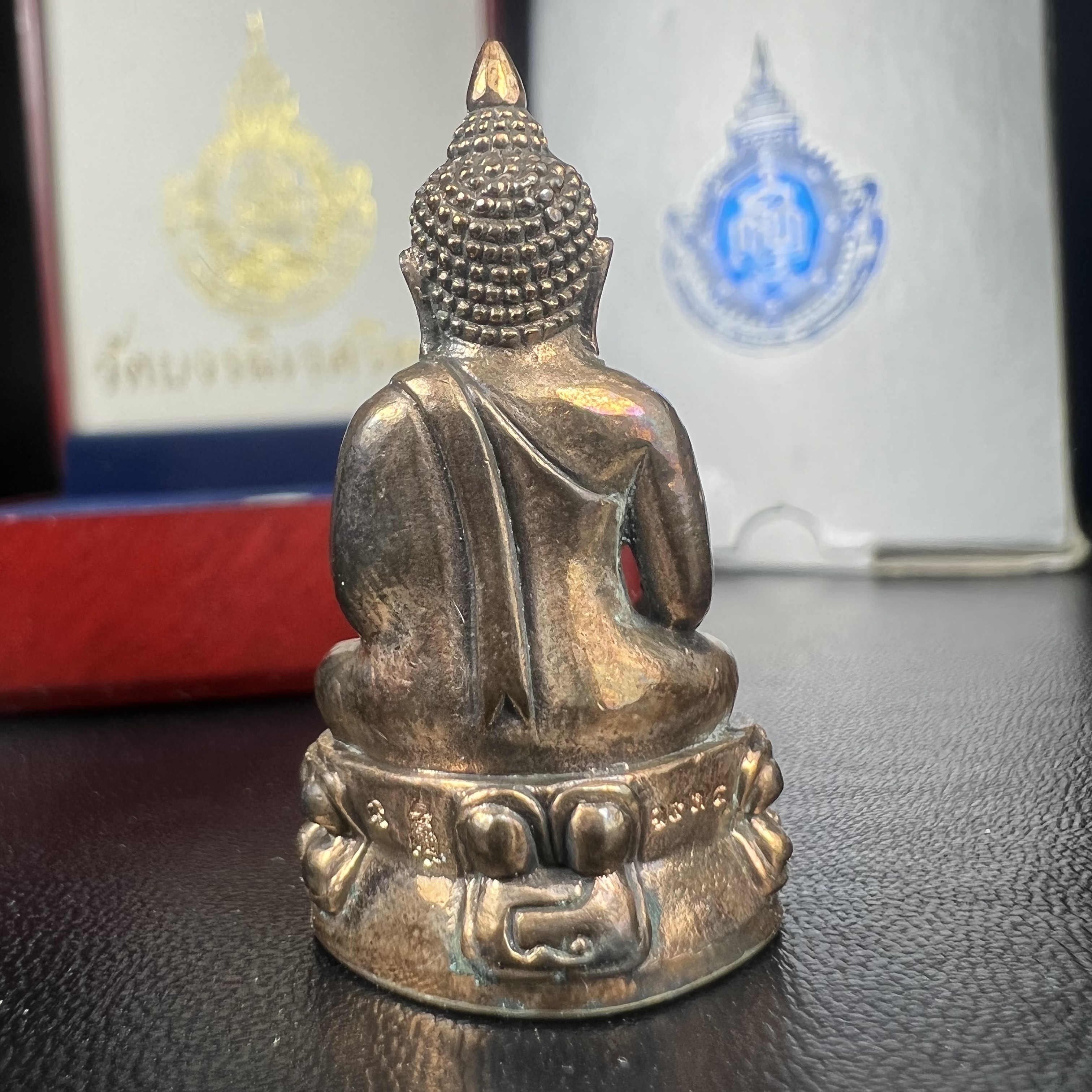 พระกริ่ง 8 รอบ ญสส. 96 พรรษา สมเด็จพระญาณสังวร สมเด็จพระสังฆราช สกลมหาสังฆปรินายก วัดบวรนิเวศวิหาร ปี 2552 เนื้อนวโลหะเต็มสูตรแก่ทองคำ(1 ใน 2999 องค์)