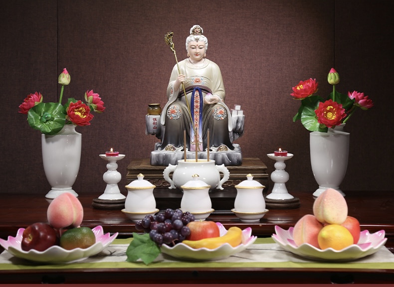 อ๋องโบ้เหนียวเหนียว กิมบ้อหงวนกุน หรือซีหวังหมู่ ปางประทับนั่งบัลลังก์บนภูเขาไท้ซาน ขนาด 12/16/19 นิ้ว