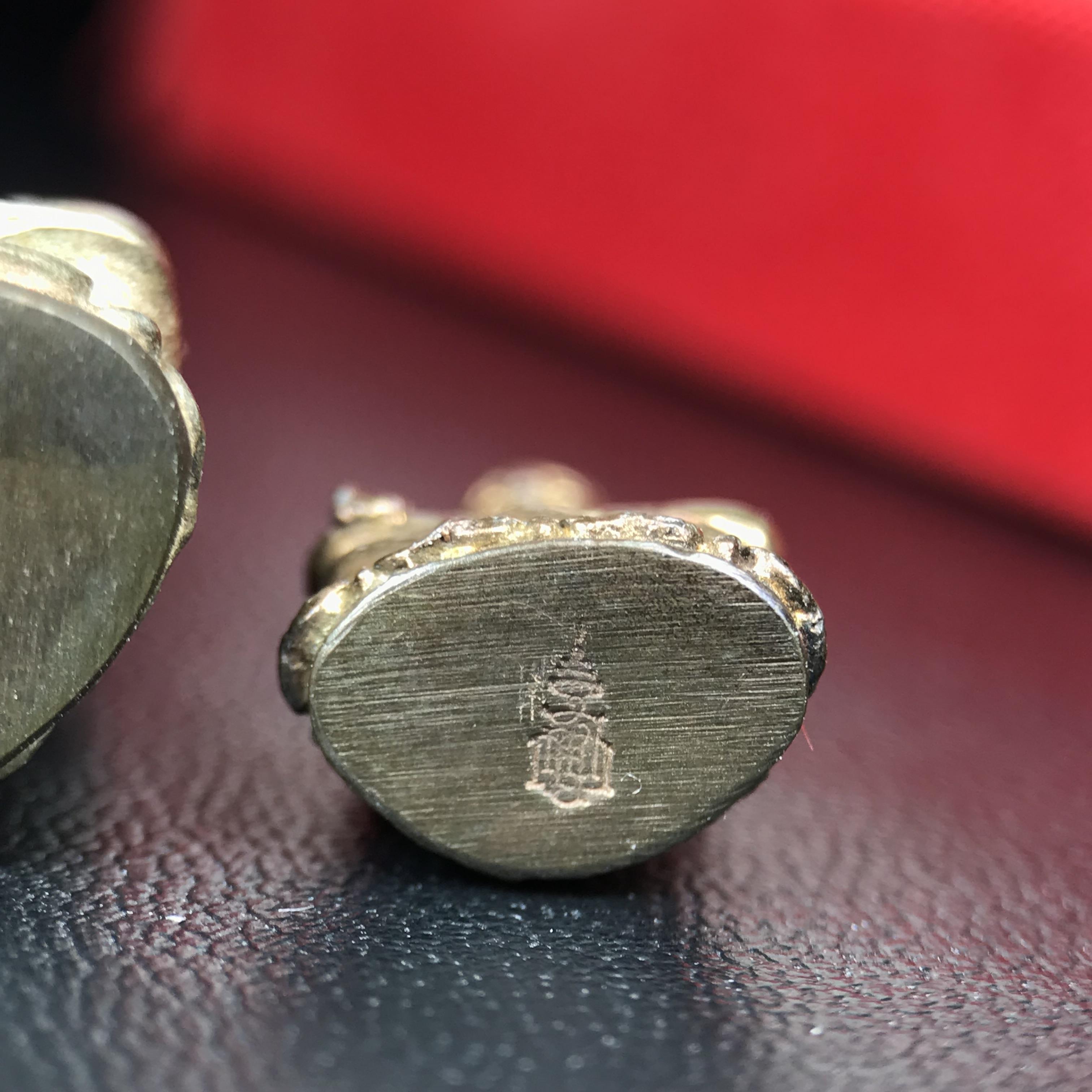 พระกริ่ง-พระชัยวัฒน์ ไพรีพินาศ วัดบวรนิเวศวิหาร ปี 2544 เนื้อสัมฤทธิ์ พิธีดีเยี่ยม สมเด็จพระญาณสังวร พระสังฆราช เสด็จจุดเทียนชัยและทรงอธิษฐานจิตด้วยพระองค์เอง(พิธีใหญ่นิยม)(1ใน9989องค์)