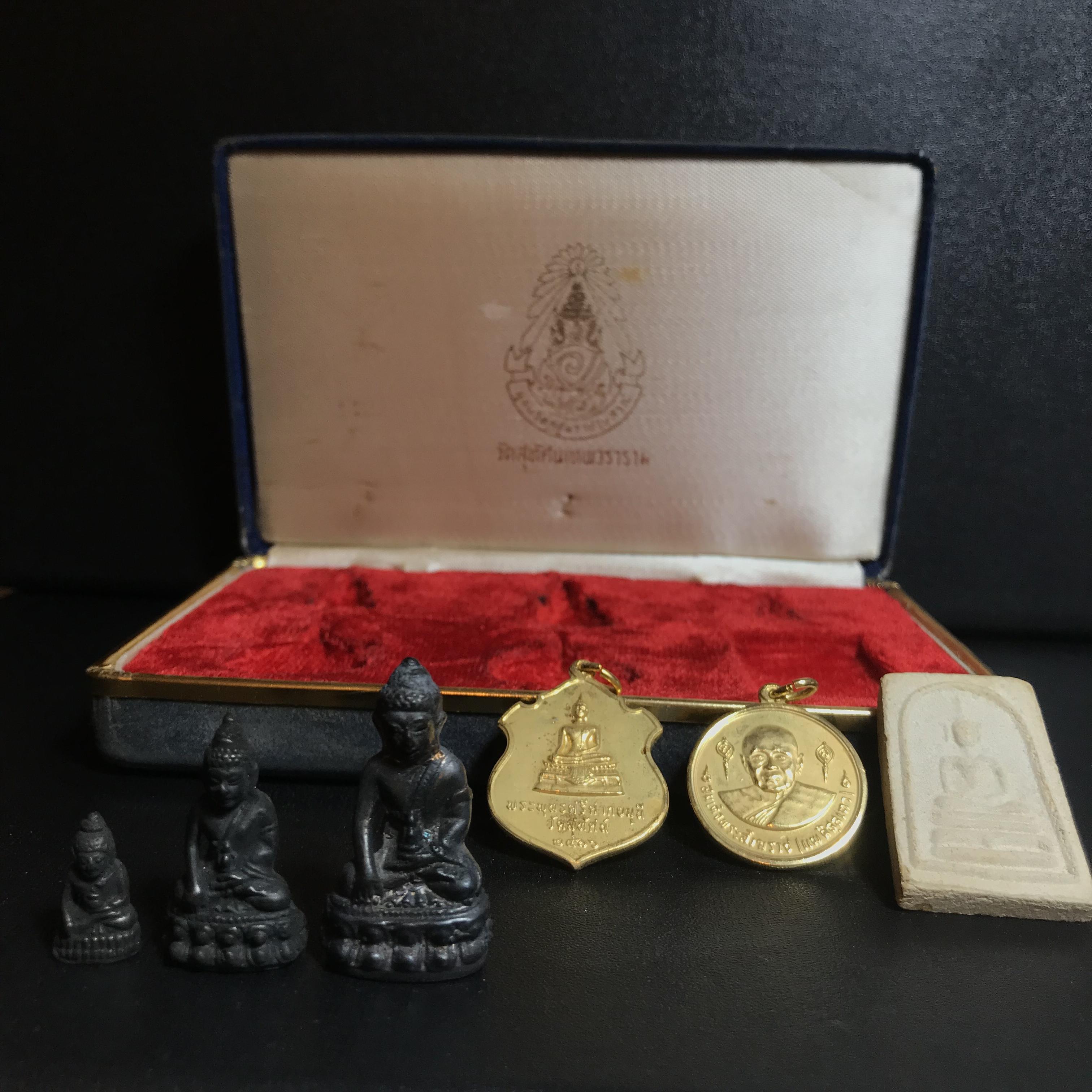 พระกริ่งศรีศากยมุนี ชุดกรรมการใหญ่ วัดสุทัศน์ ปี2516(ในหลวงรัชกาลที่ ๙ ทรงเสด็จเททอง)