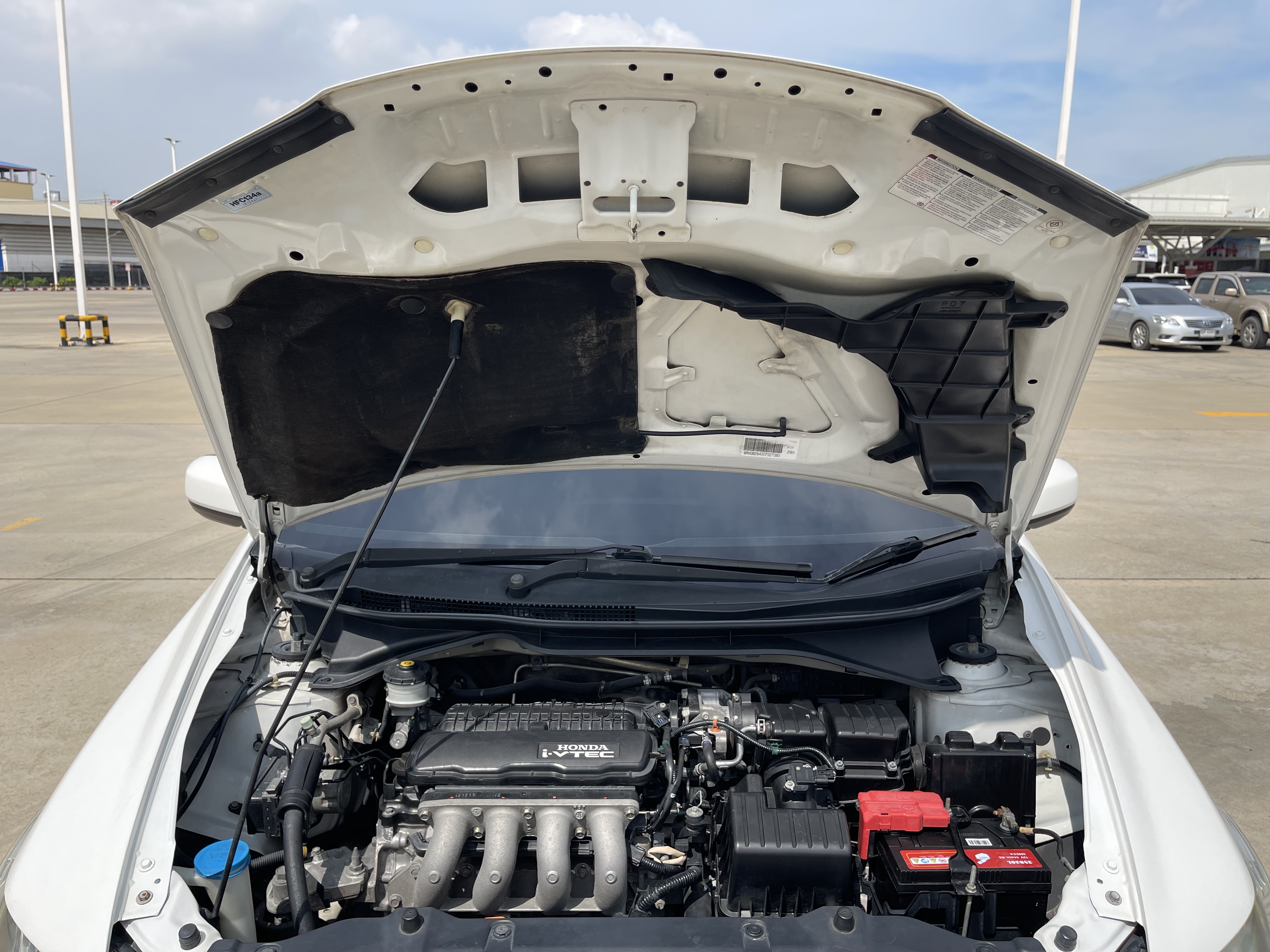 Honda City 1.5 V At 2013 ขาว