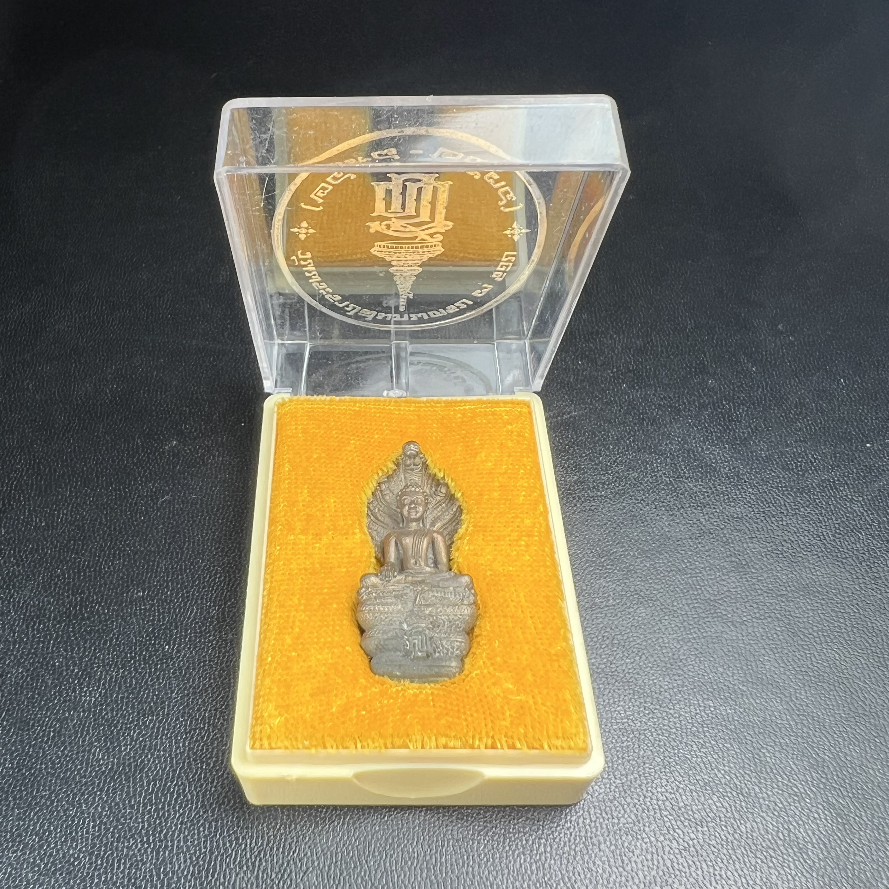 พระพุทธรูปนาคปรกปางมารวิชัย สธ. เนื่องวโรกาสสมเด็จพระเทพรัตนราชสุดาฯทรงเจริญพระชนมายุครบ 3รอบ ปี2534 พระกริ่งนวโลหะ พิธีพุทธาภิเษก ณ วัดบวรนิเวศวิหาร โดยมีสมเด็จพระญาณสังวรสมเด็จพระสังฆราชเป็นองค์ประธาน(พิธีใหญ่ มวลสารดี พุทธศิลป์งดงาม)อุดมวลสารผงจิตรลดา