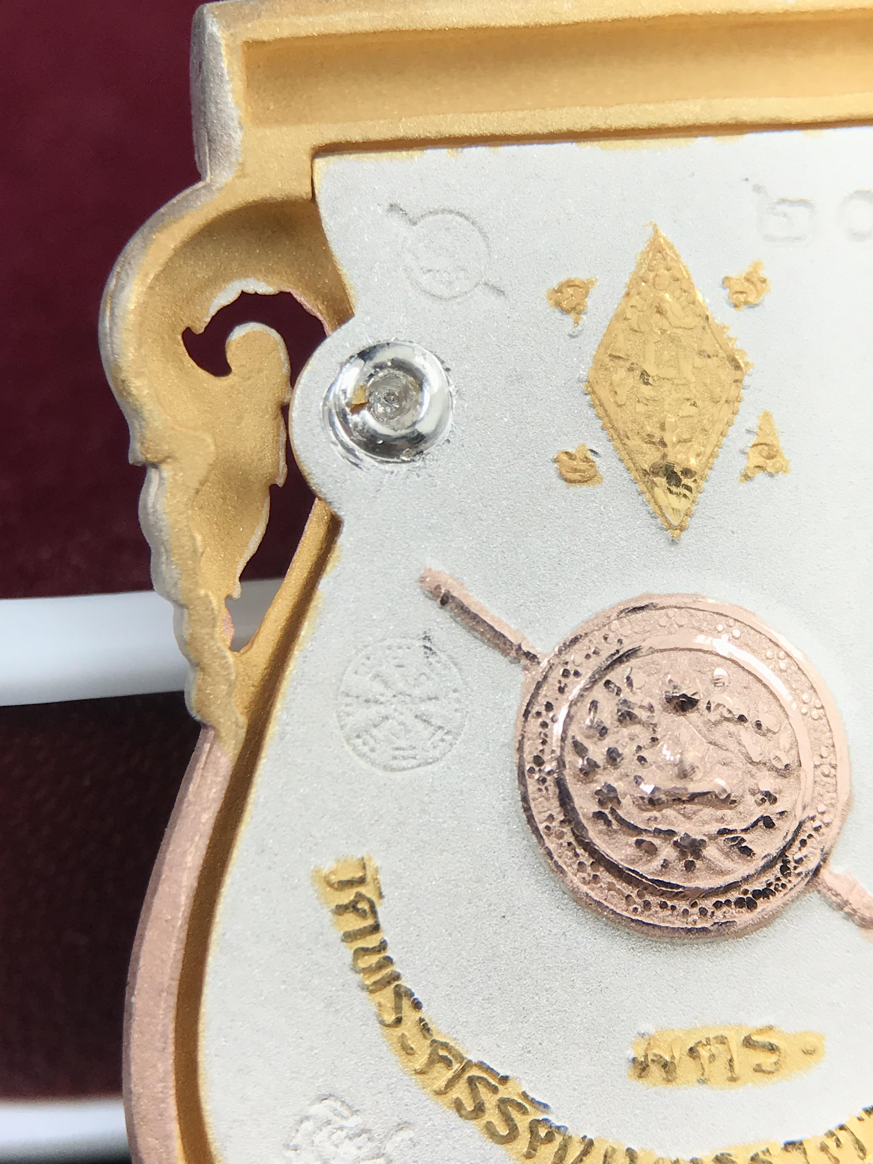 พระพุทธชินราช รุ่น ประวัติศาสตร์ มูลนิธิเพื่อตำรวจไทยจัดสร้าง ปี 2562 เนื้อเงินชุบสามกษัตริย์ขัดเงา พิมพ์เหรียญเสมาฉลุลาย พระพุทธชินราช อินโดจีน(ขนาดสูง 3.7ซม.(ไม่รวมห่วง))(สภาพสวยซีนซองเดิม กล่องบรรจุเดิมครบสมบูรณ์)(องค์หมายเลข 20)(1 ใน 999 เหรียญ)หายาก