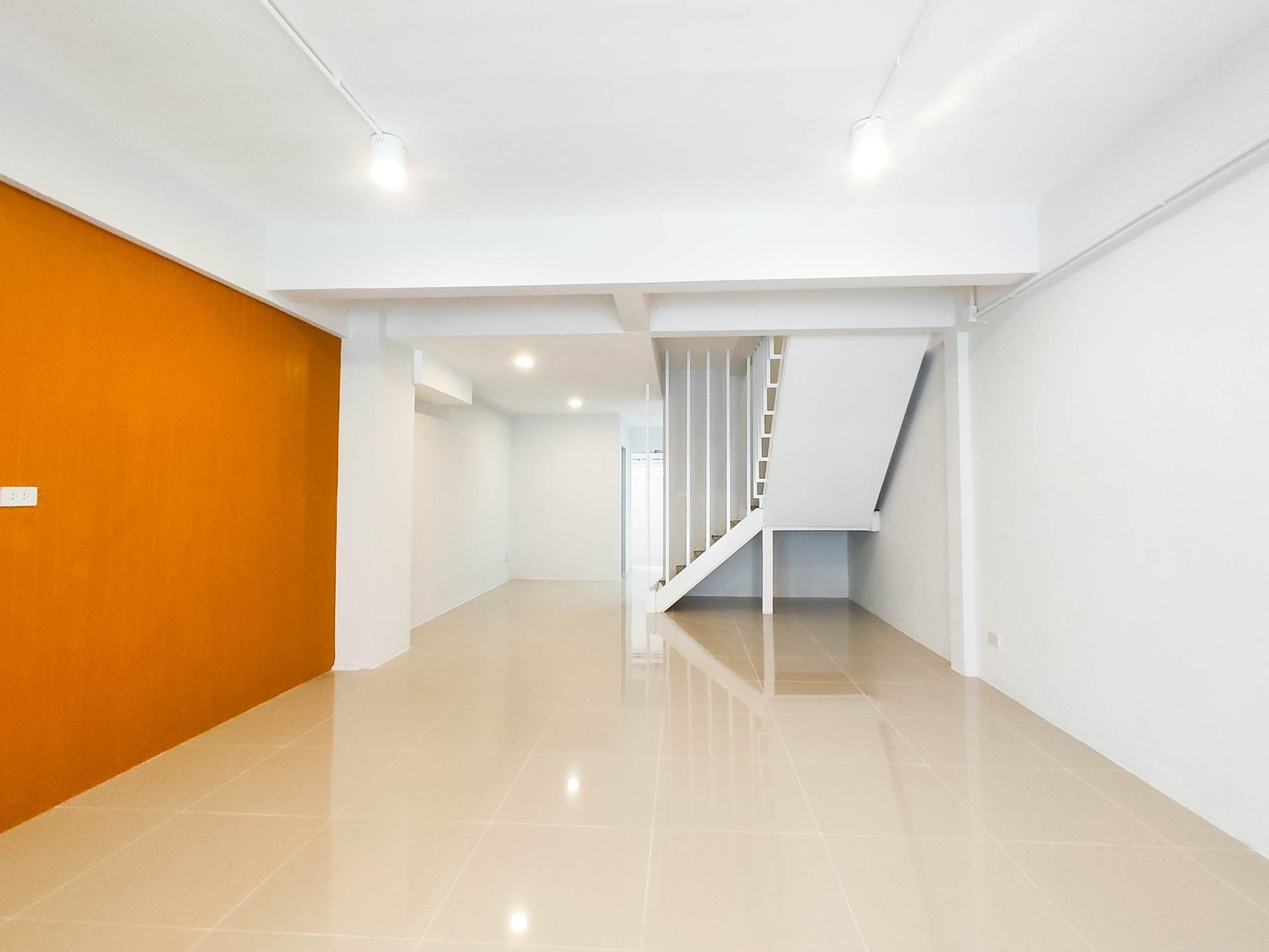 For Sales : 2-Storey Town House@Bann Chalongsuk, 2 bedrooms 3 bathrooms