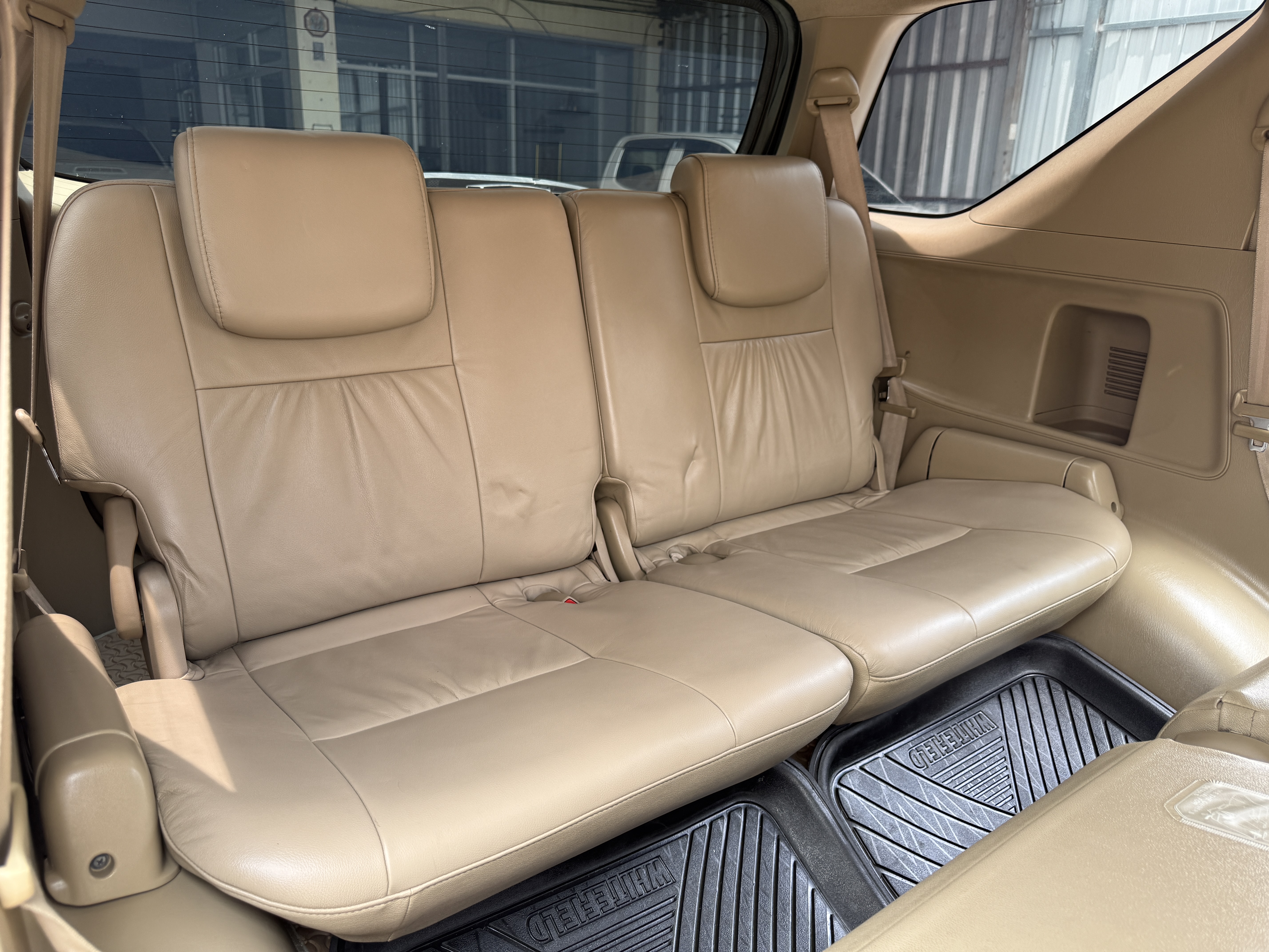 Toyota Fortuner 3.0 V 2WD At 2010 ดำ