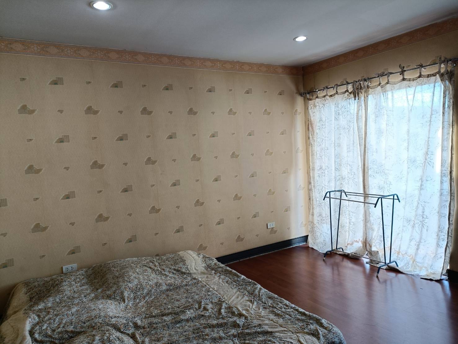 For Rent : 2-Story Town Home @Chalong Parkview, 2 Bedrooms 3 Bathrooms