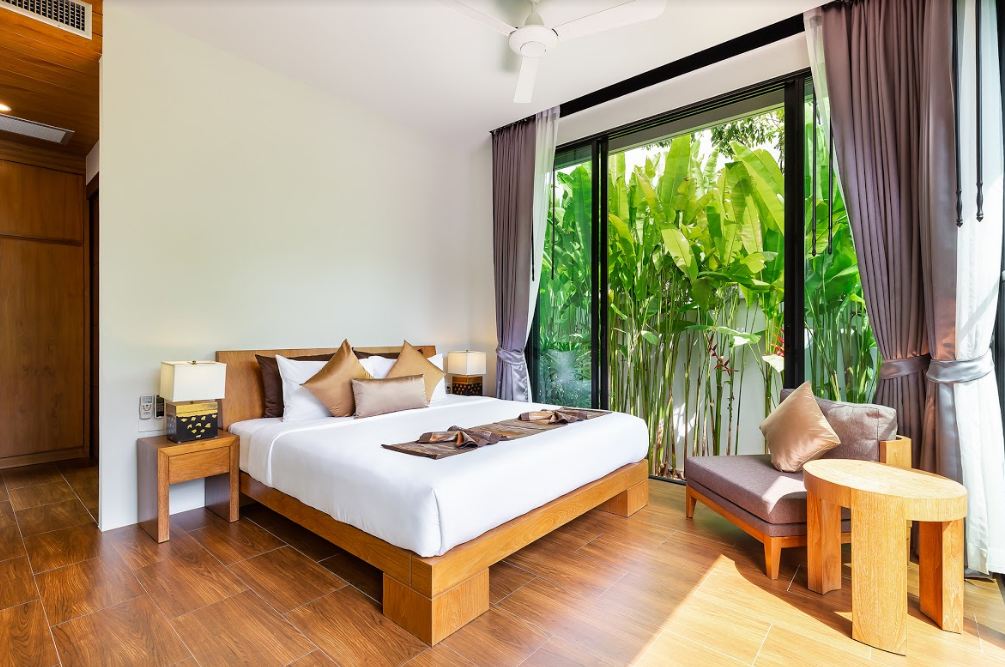 For Rent : Nai Harn, Luxury Modern Pool Villa, 3 Bedrooms 3 Bathrooms, Garden view.