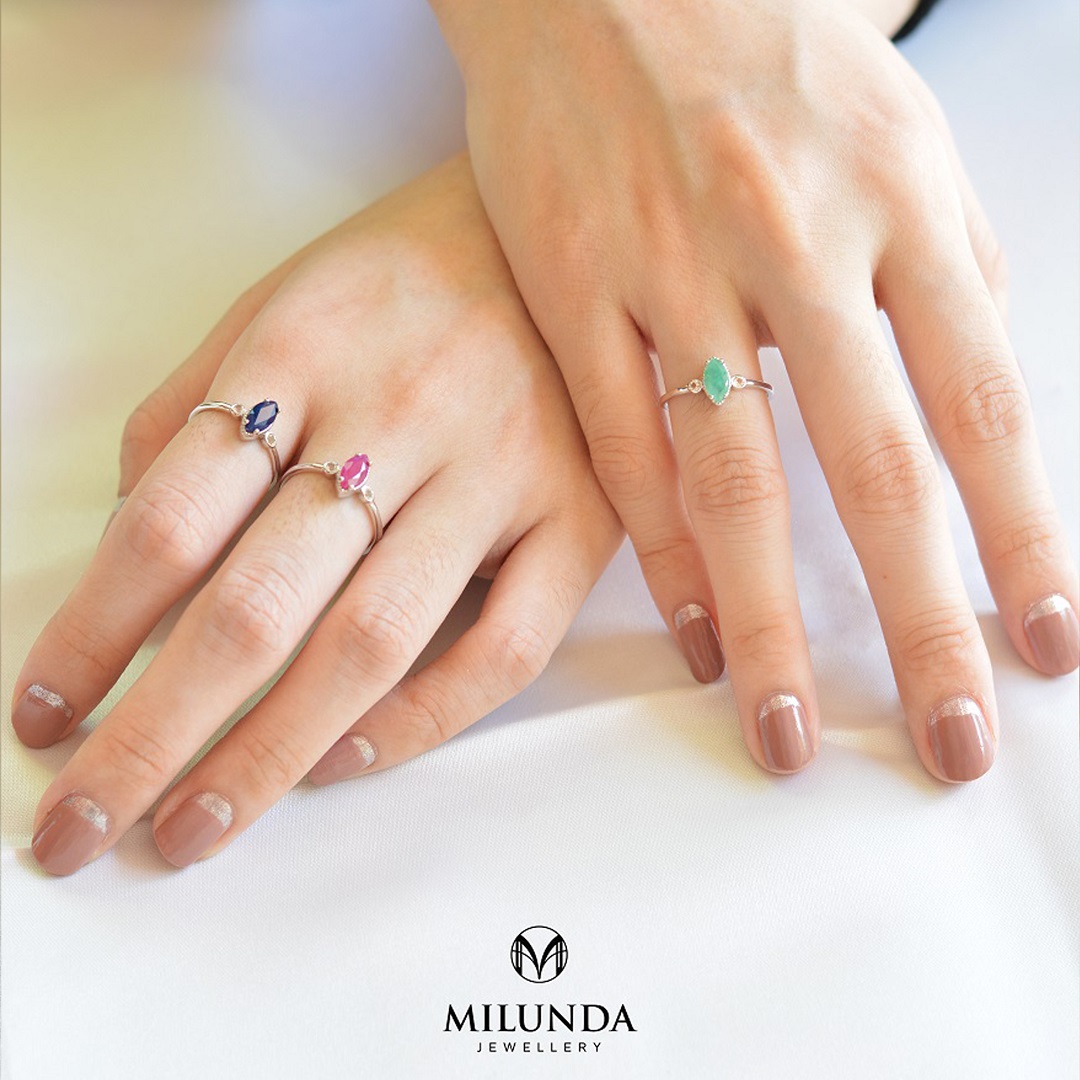 แหวนมาร์คีย์ฝังไพลิน ทับทิม มรกต โอปอล ซิทริน Marquise Gemstone Ring