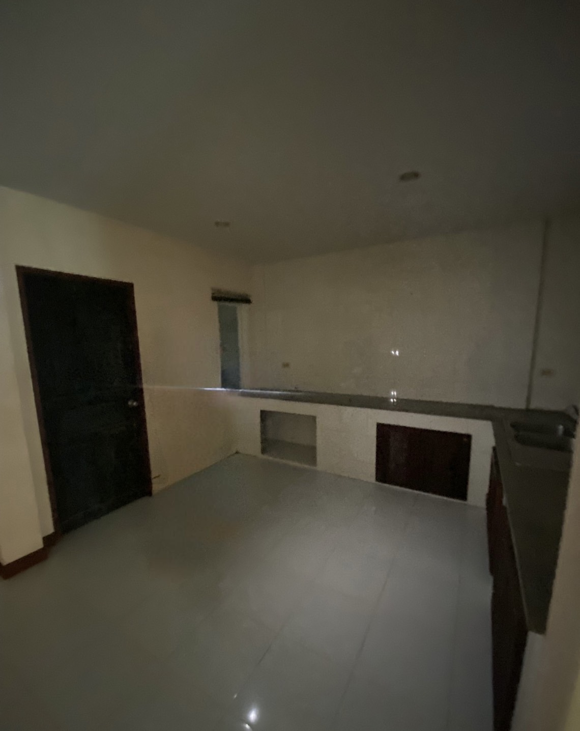 For Sale : Wichit, 2-Story Town House, 3 Bedrooms 3 Bathrooms