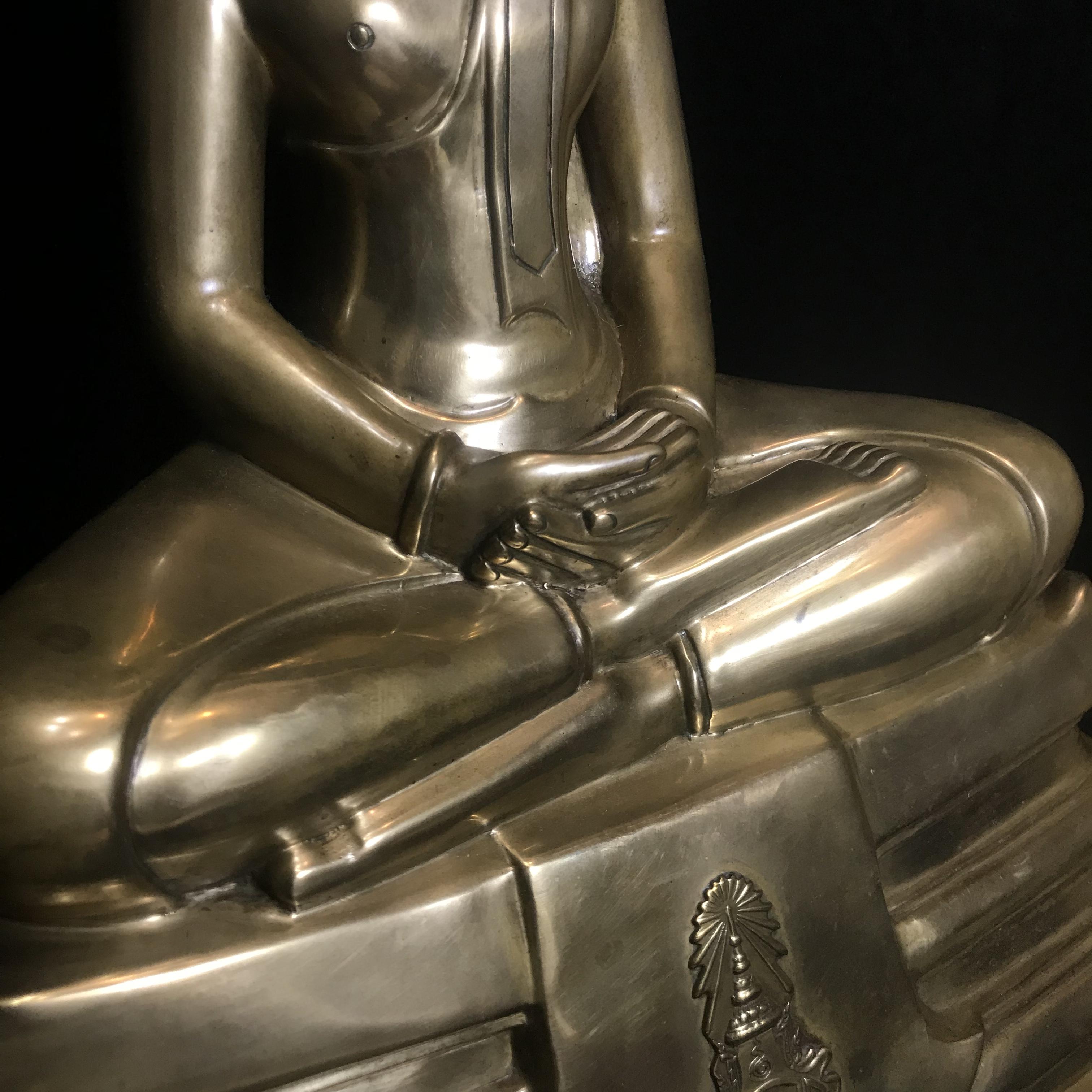 พระบูชาพระพุทธโสธร ภปร. รุ่นย้อนยุค ปี2539 กาญจนาภิเษกครองราชสมบัติครบ 50ปี หน้าตัก9นิ้ว หมายเลข00318