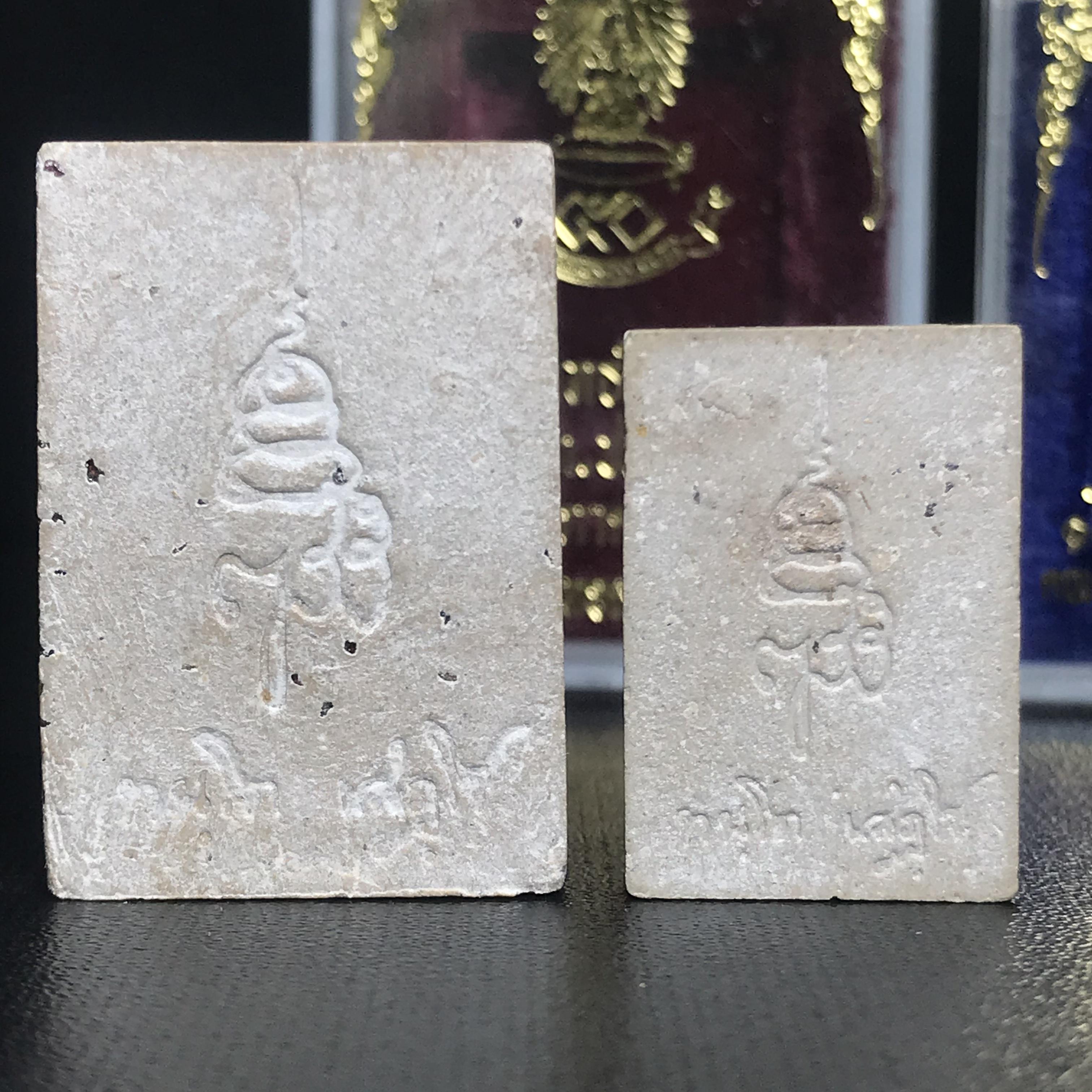 พระพุทธชินสีห์ ภปร. ทันโต เสฏโฐ ปี2533 (พิมพ์ใหญ่+พิมพ์เล็ก) บรรจุพระทนต์ในหลวง รุ่นเดียวในประวัติศาสตร์ ****รุ่นนี้ขอแนะนำ****