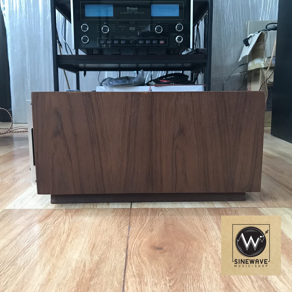 Power Amp ยี่ห้อ Mcintosh รุ่น MC-2125 (Made in USA) ไฟ 220Volts