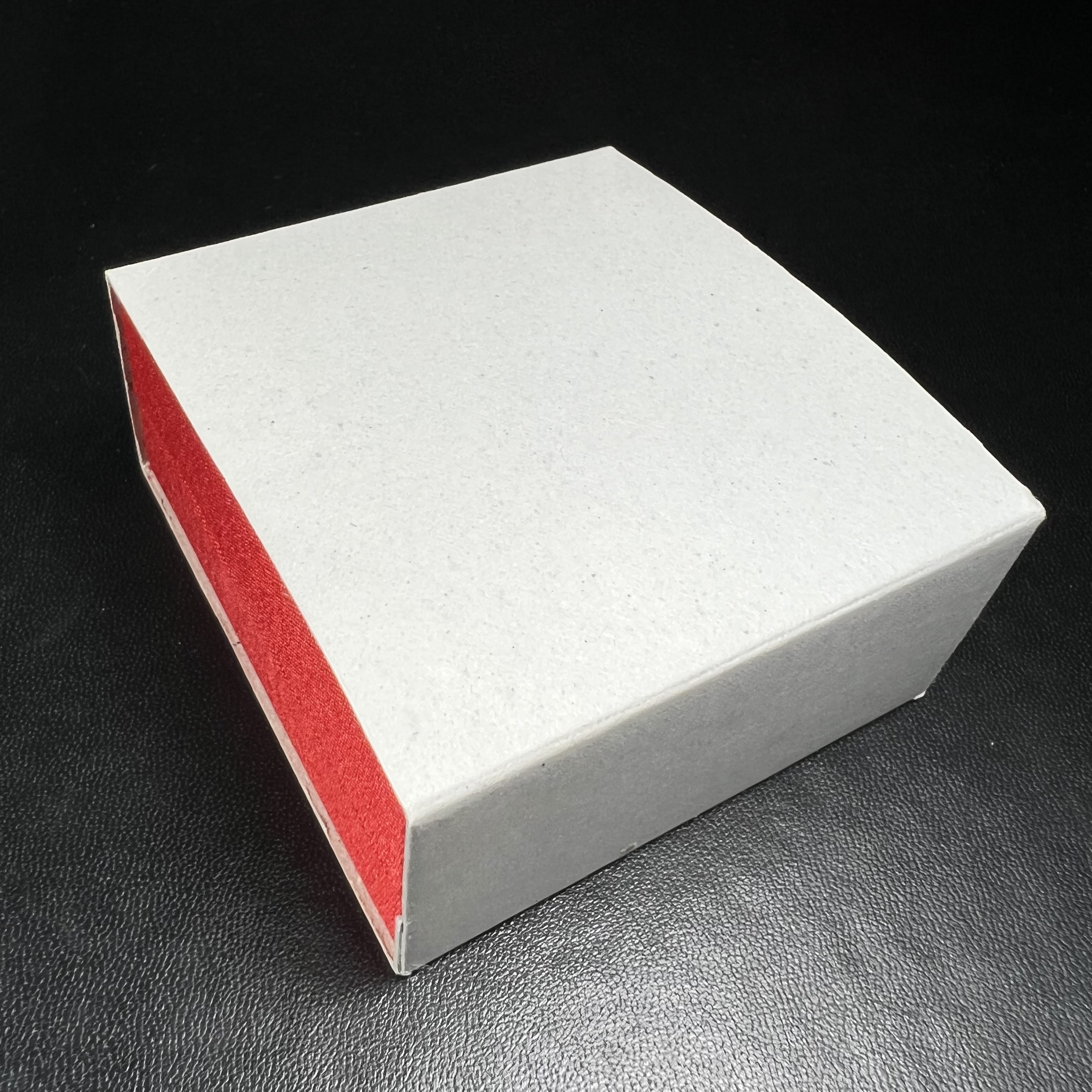 สมเด็จพุฒาจารย์ (โต พรหมรังสี) อนุสรณ์ 128 ปี สมเด็จพระญาณสังวร สมเด็จพระสังฆราช ทรงเมตตาอธิฐานจิต ปี 2543 มหาพุทธาภิเษก 3วาระ รูปเหมือนลอยองค์พิมพ์ใหญ่เนื้อเงิน ขนาด 1.5 x 2.5 ซม. ทรงคุณค่าทั้งด้านความงานด้านพุทธศิลป์ และพุทธคุณ