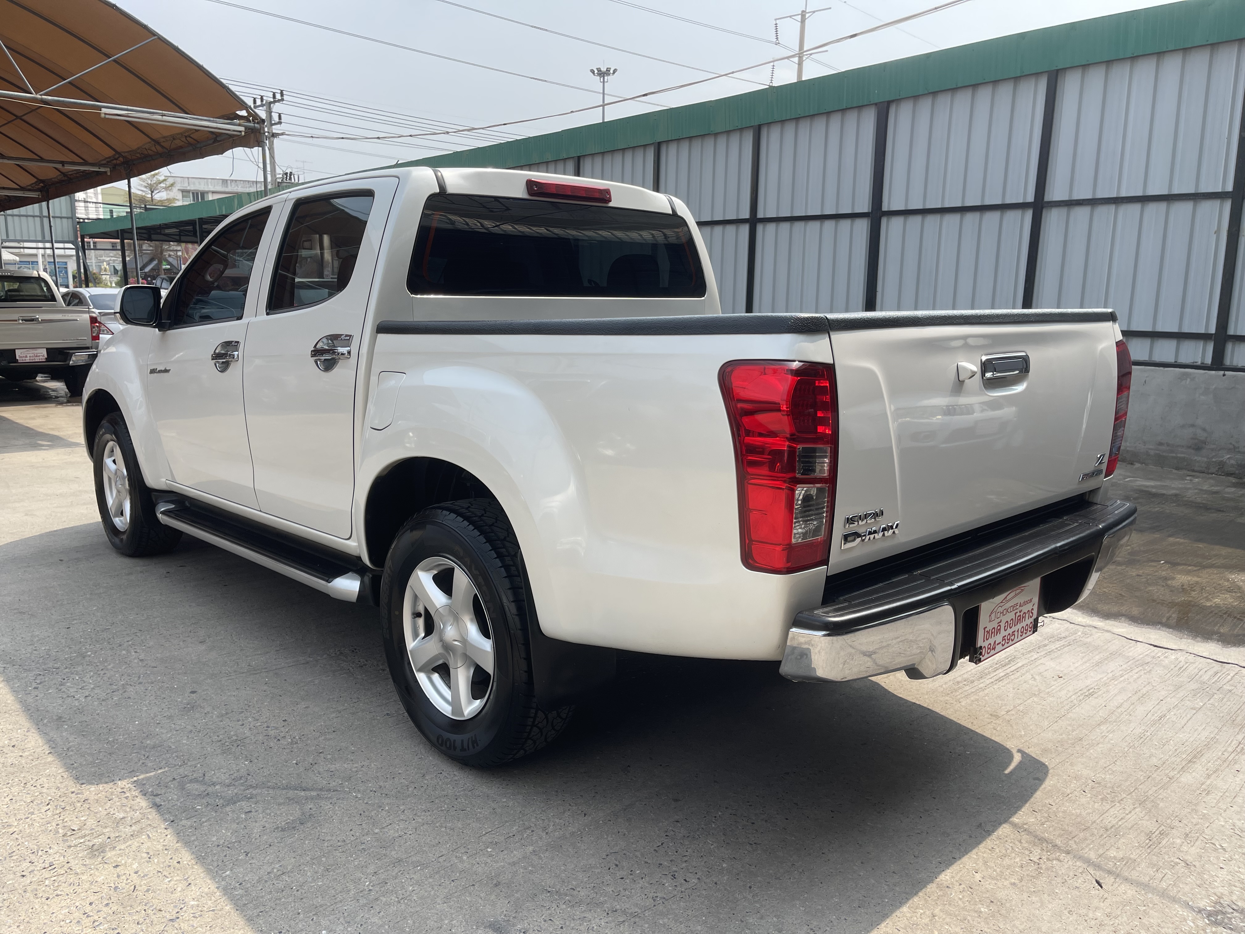 Isuzu Dmax All New 4ประตู Hilander 2.5 Vgs Z Dvd 2013 ขาวมุก