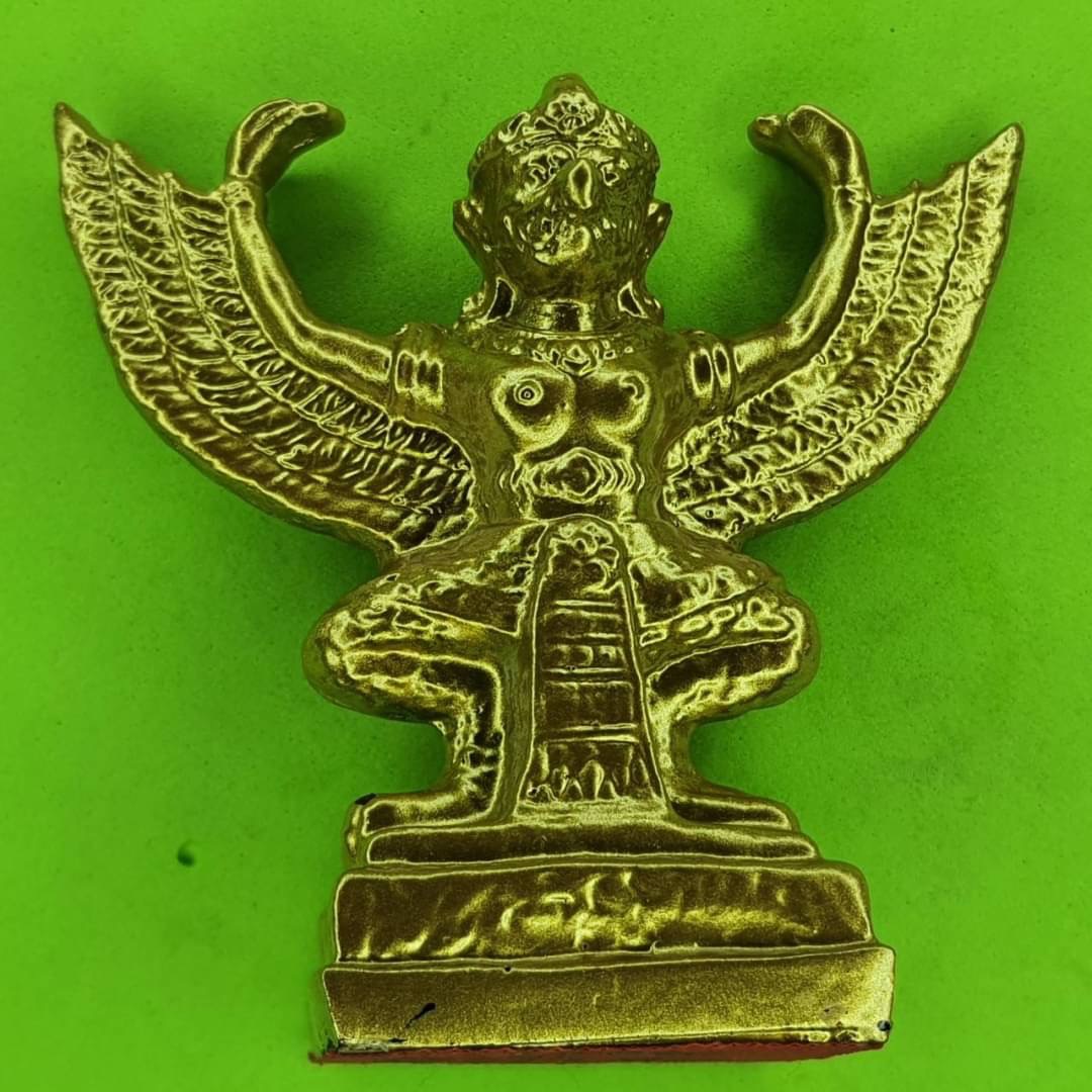 พระเครื่อง พญาครุฑ ขนาด3นิ้ว สีทอง ตั้งบูชา ครุฑ ครุฑบูชา