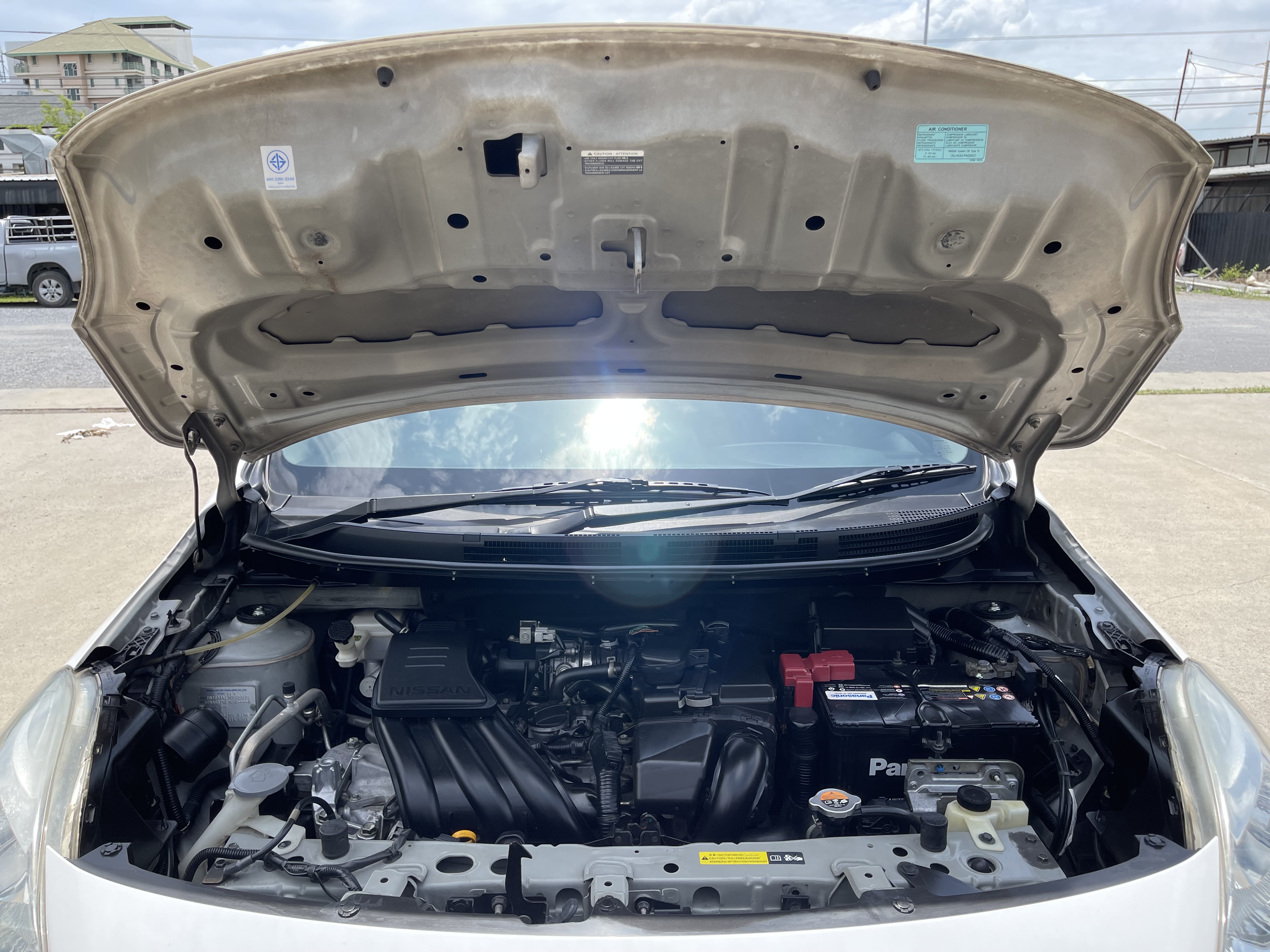 Nissan Almera 1.2 ES At 2013 ขาว