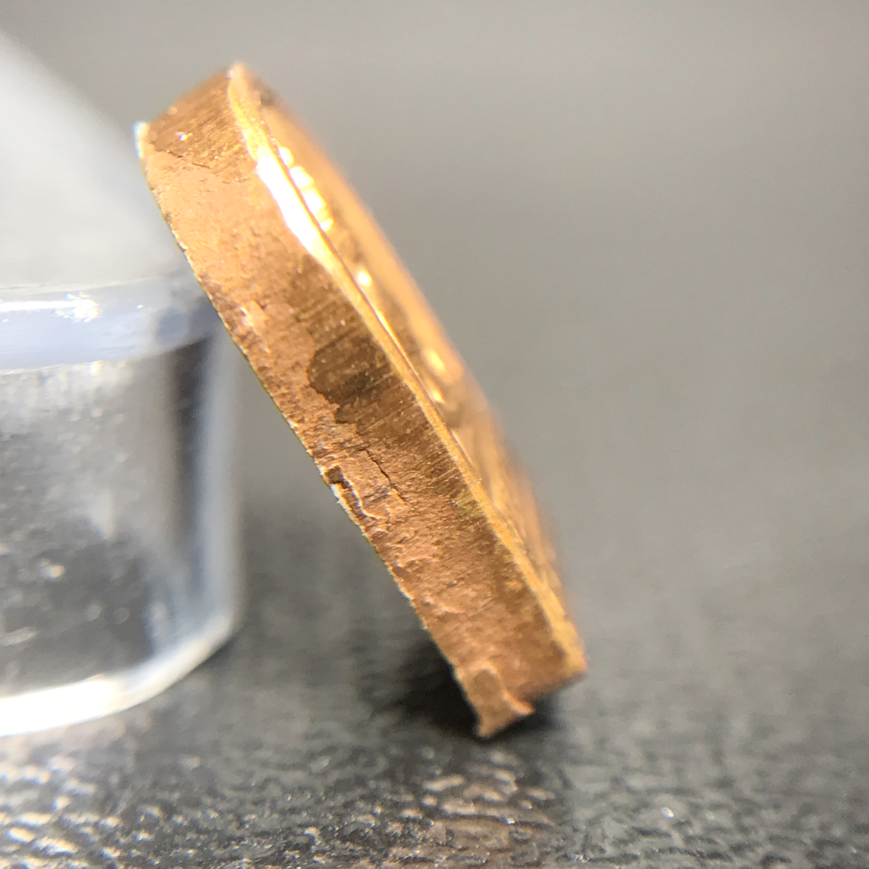 พระปรกใบมะขาม พระพุทธสิหิงค์ ภปร. ธรรมศาสตร์ 50ปี เนื้อทองแดง(คัดสภาพสวย)(ในหลวงรัชกาลที่9 เสด็จเททอง)(พระปรกใบมะขาม ภปร รุ่นแรก)