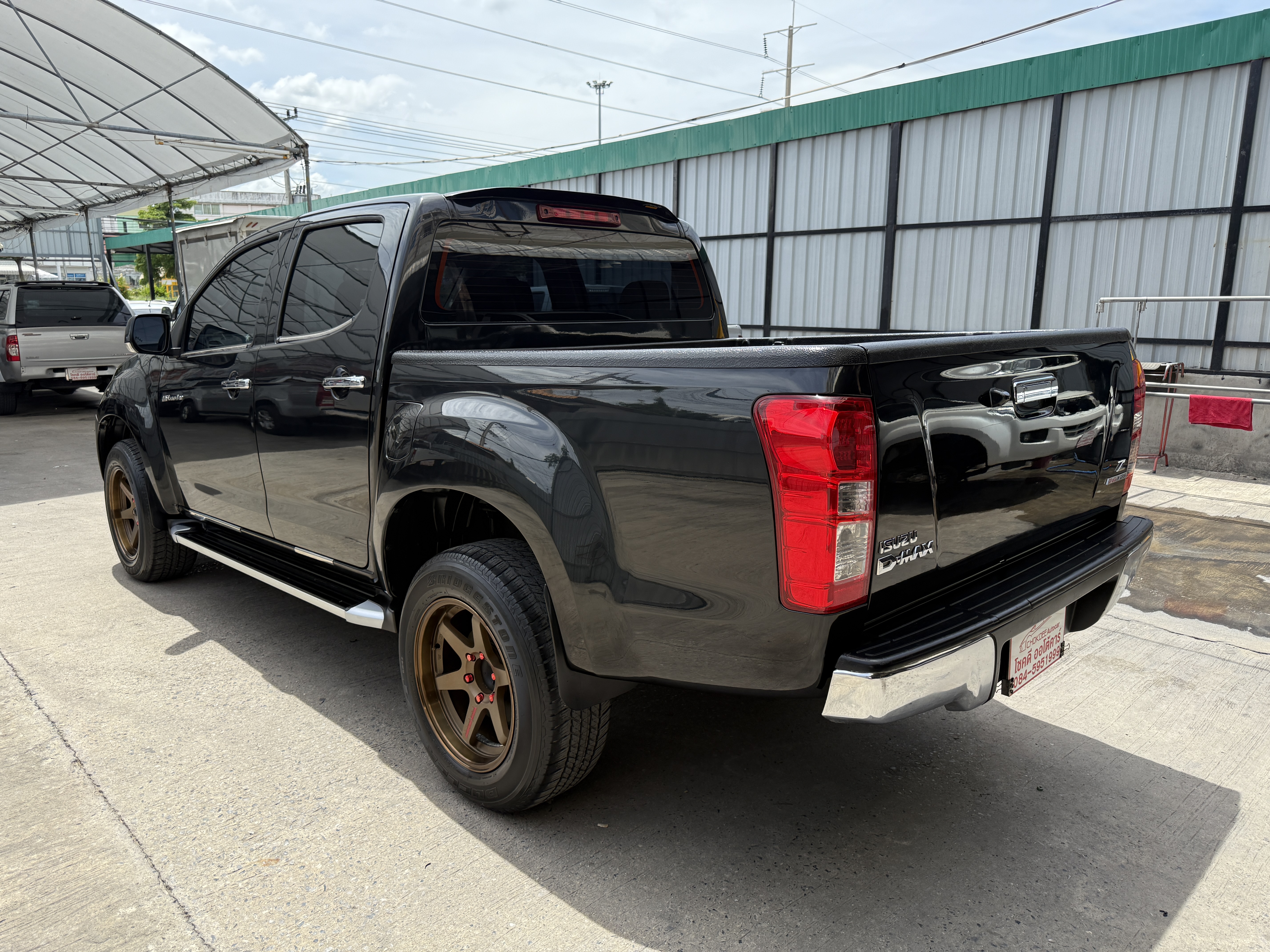 Isuzu Dmax All New 4ประตู Hilander 2.5 Vgs Z Dvd 2013 ดำ