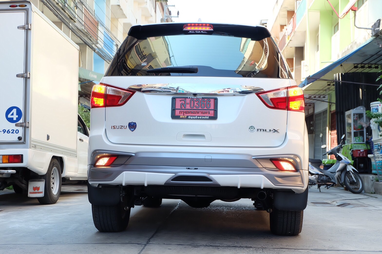 Isuzu MU-X 2017 Amotriz Bodykits