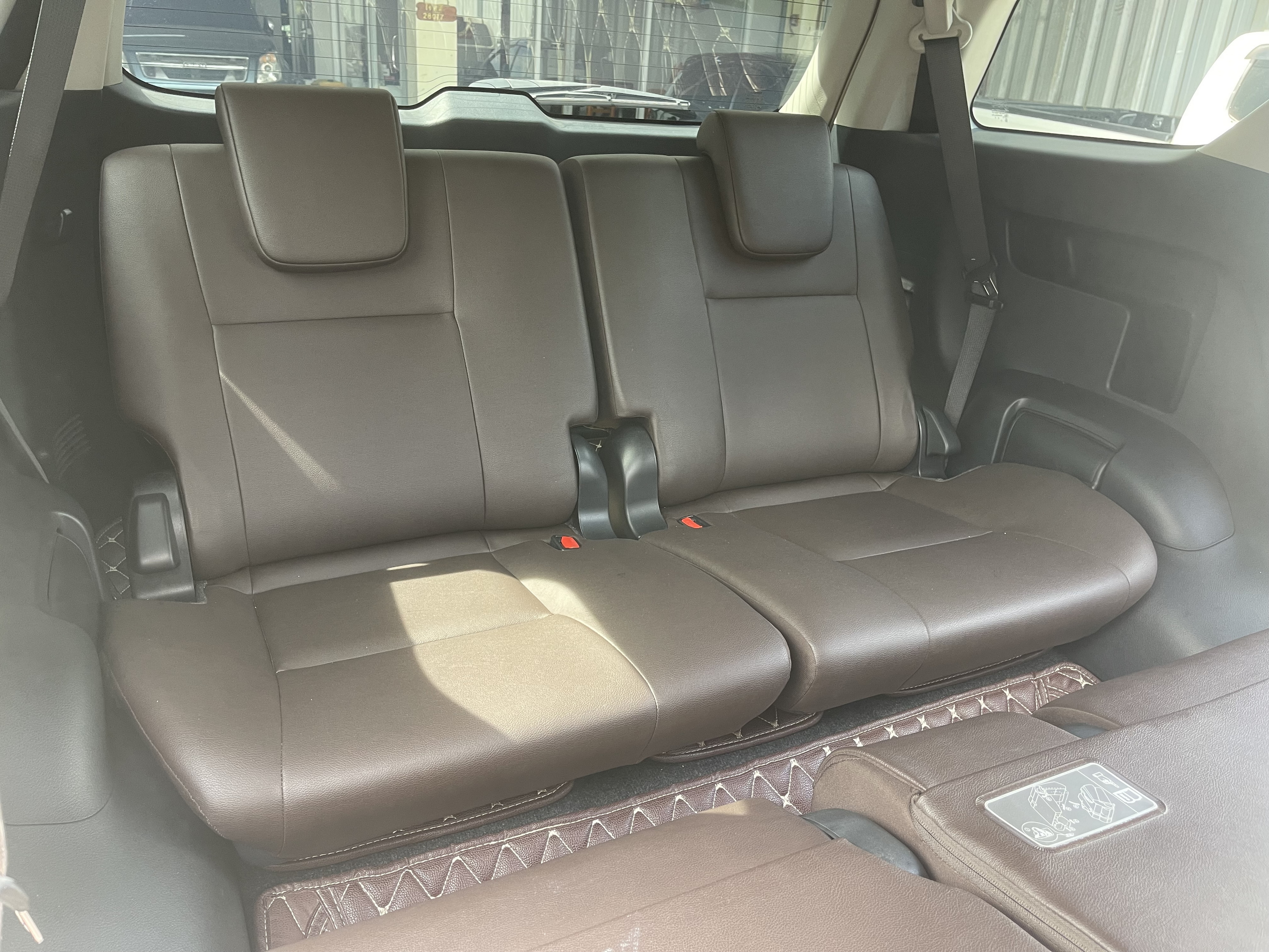 Toyota Fortuner 2.8 V 2WD At 2016 ขาวมุก