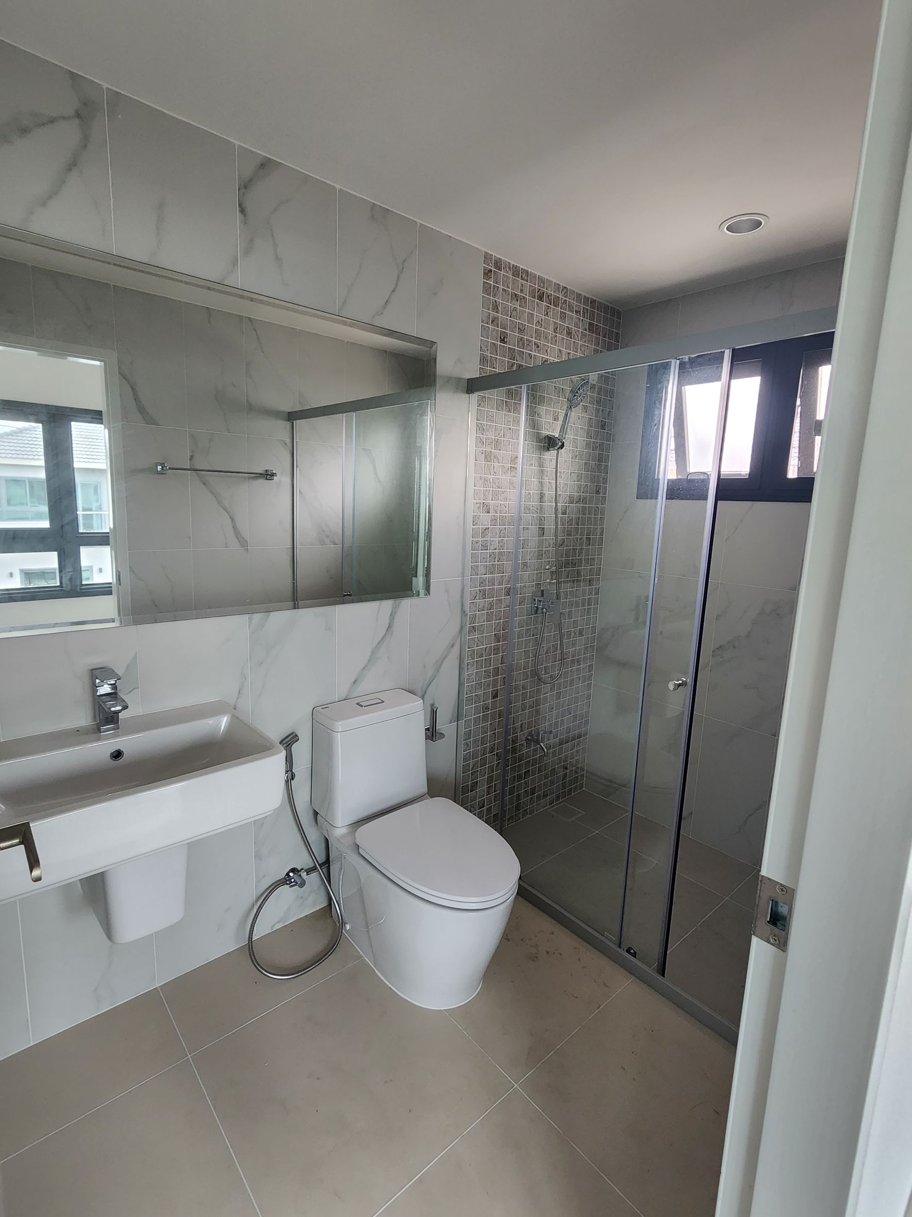 For Sales : Kohkaew, 2-storey detached house, 4 bedrooms 6 bathrooms