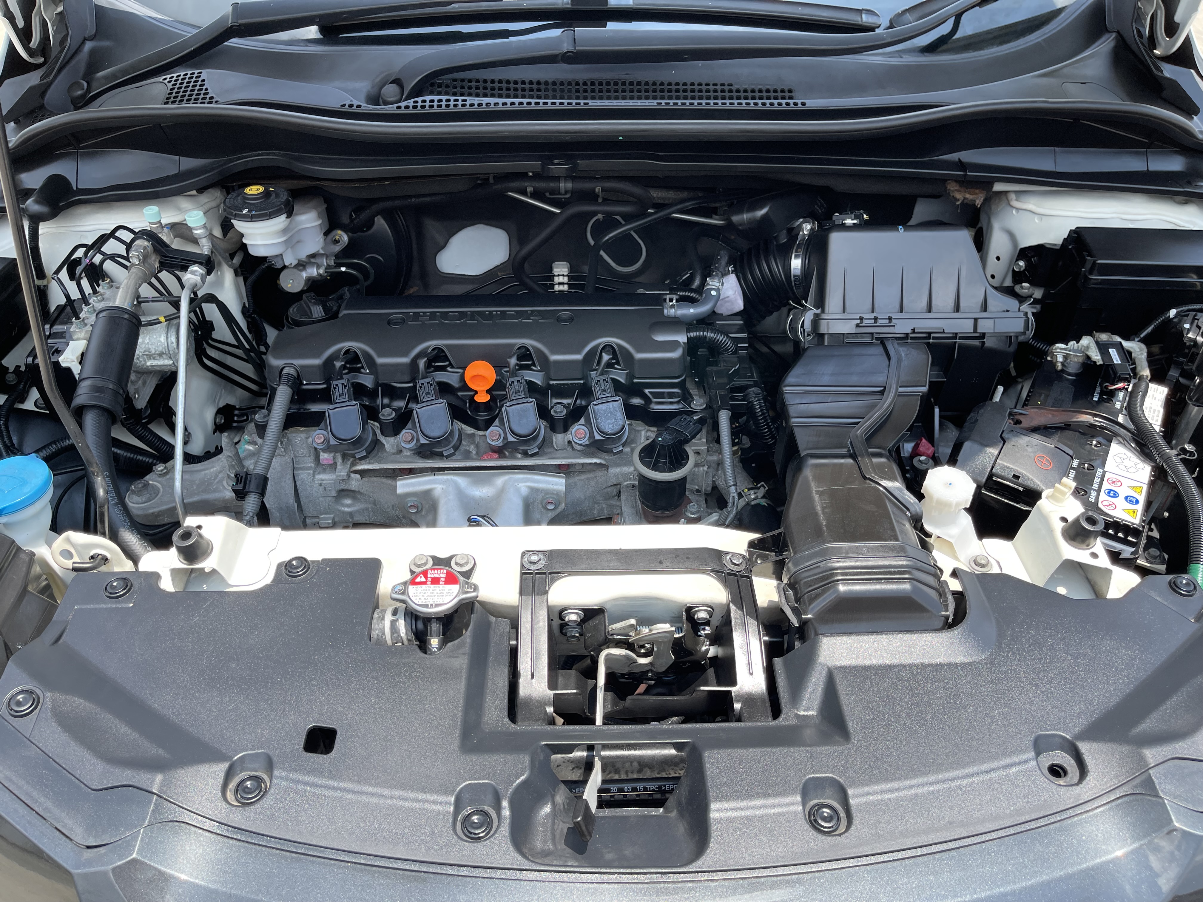 Honda Hrv 1.8 E At 2015 ขาวมุก