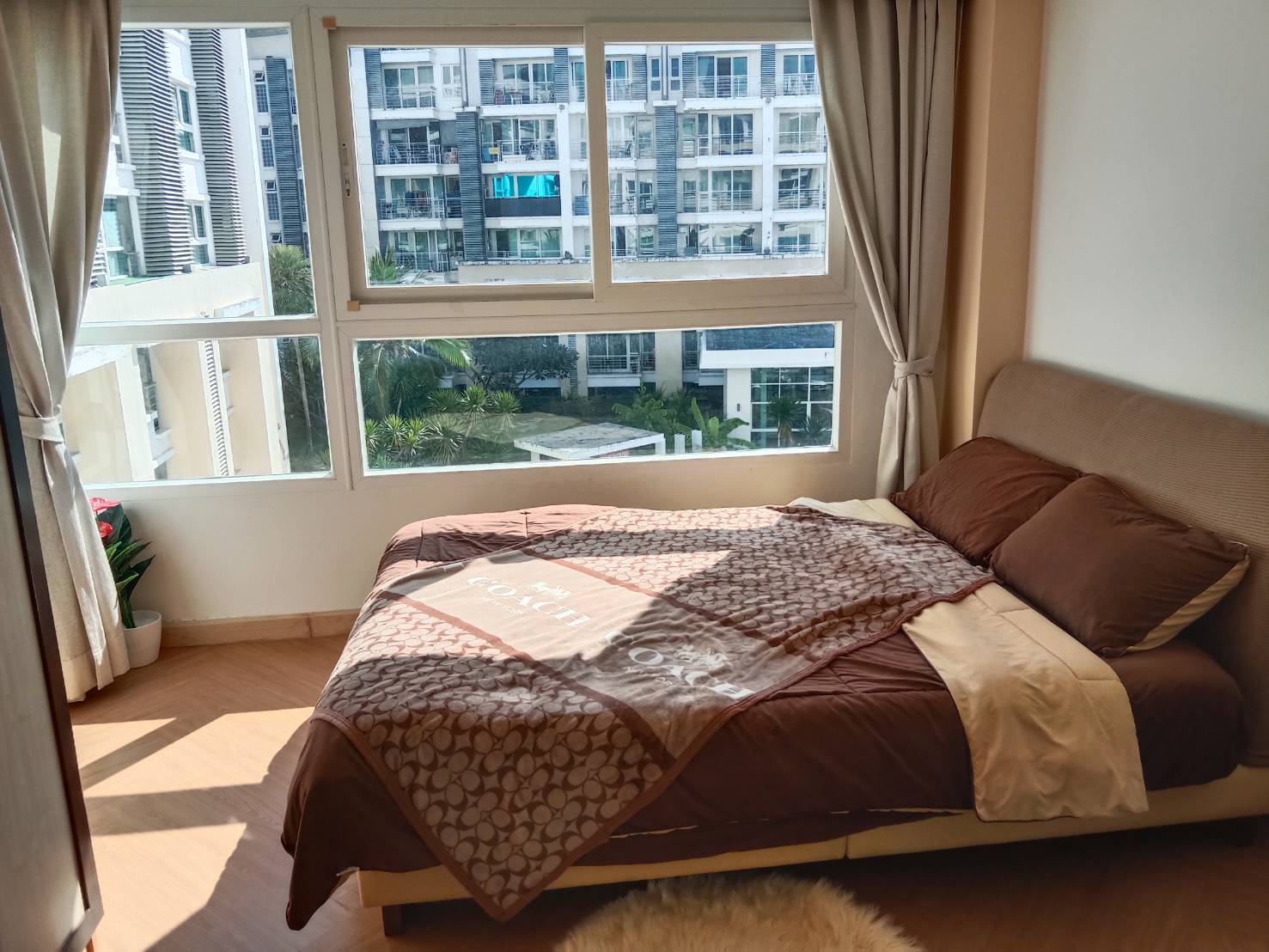 For Rent : Samkong, The Royal Place Condo, 1 Bedroom, 4th flr.
