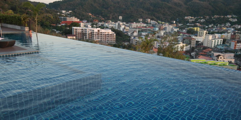 Patong For Rent 1BDR Studio Garden View at The Bliss Patong Condo