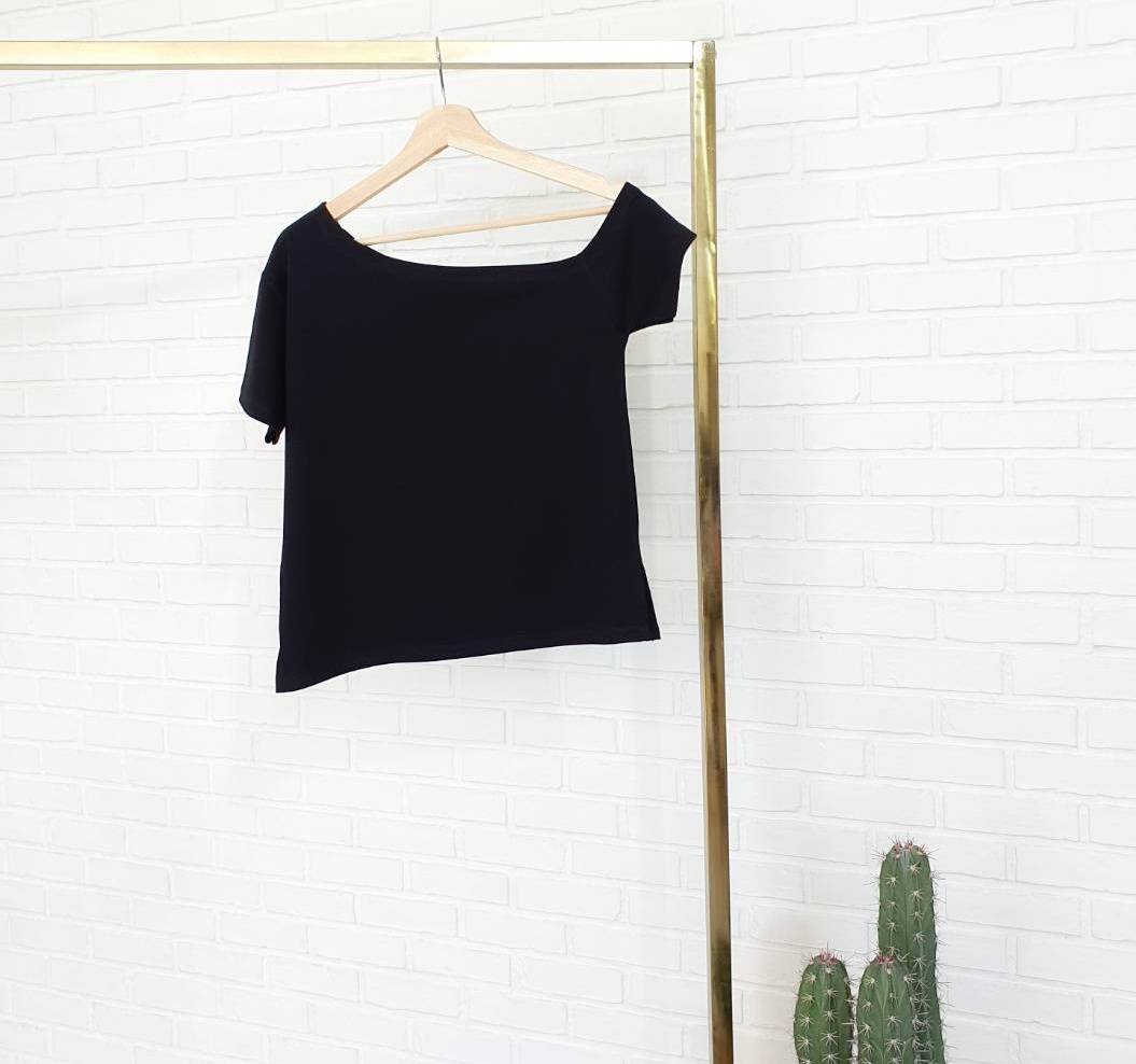 บุ้งไหล่เฉียง