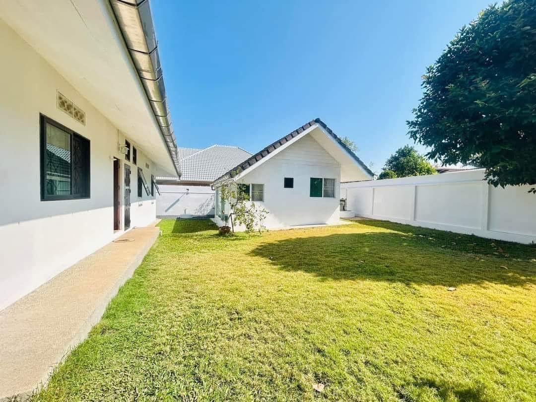 For Sale : Pakhlok-Bang Rong, Single house with swimming pool, 3 bedrooms 4 bathrooms