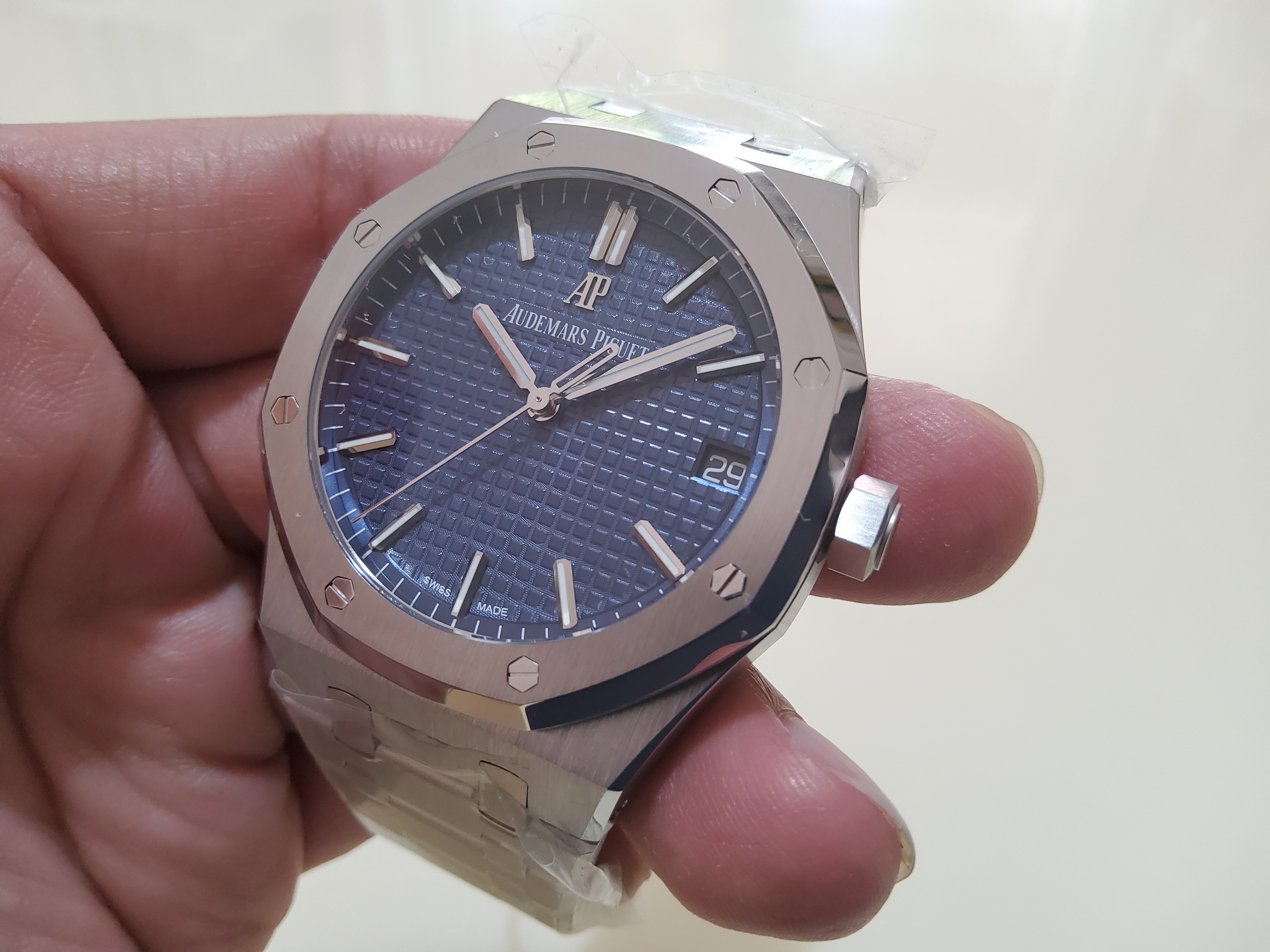 PRE-ORDER AP ROYAL OAK 15500 ST BLUE (41MM.)