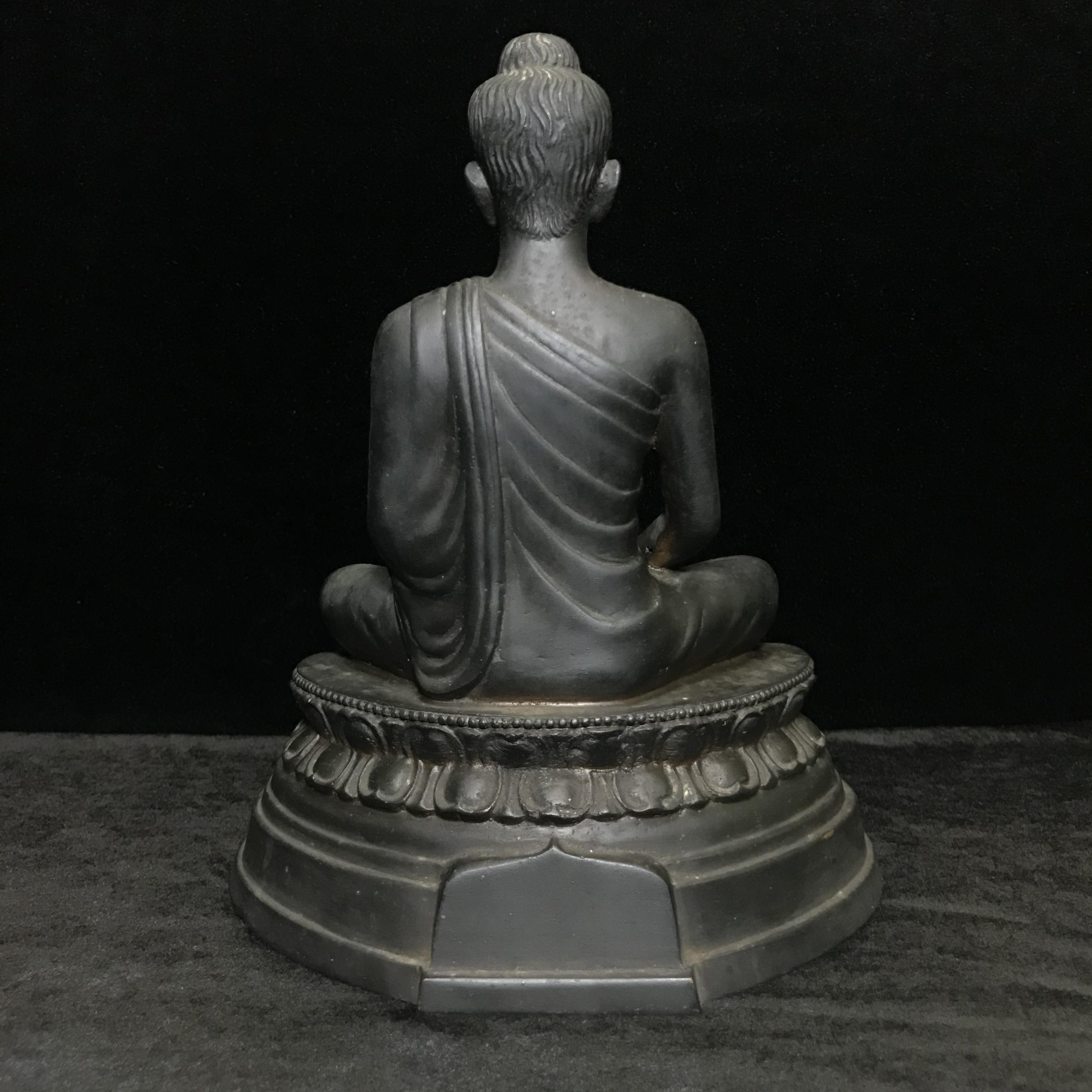 พระพุทธศรีประกายสิทธิ์ ภปร.วัดบวรนิเวศวิหาร ที่ระลึกสร้างโรงพยาบาลสมเด็จพระ ศรีนครินทร์ ปี 2525 หน้าตัก 5นิ้ว(พระราชทานเม็ดพระธาตุบรรจุใต้ฐาน)