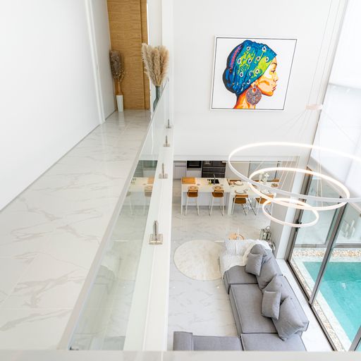 For Sales : Cherngtalay, 3-Storey Private Pool Villa @soi Pasak 8, 3 Bedrooms, 3 Ensuite bathrooms