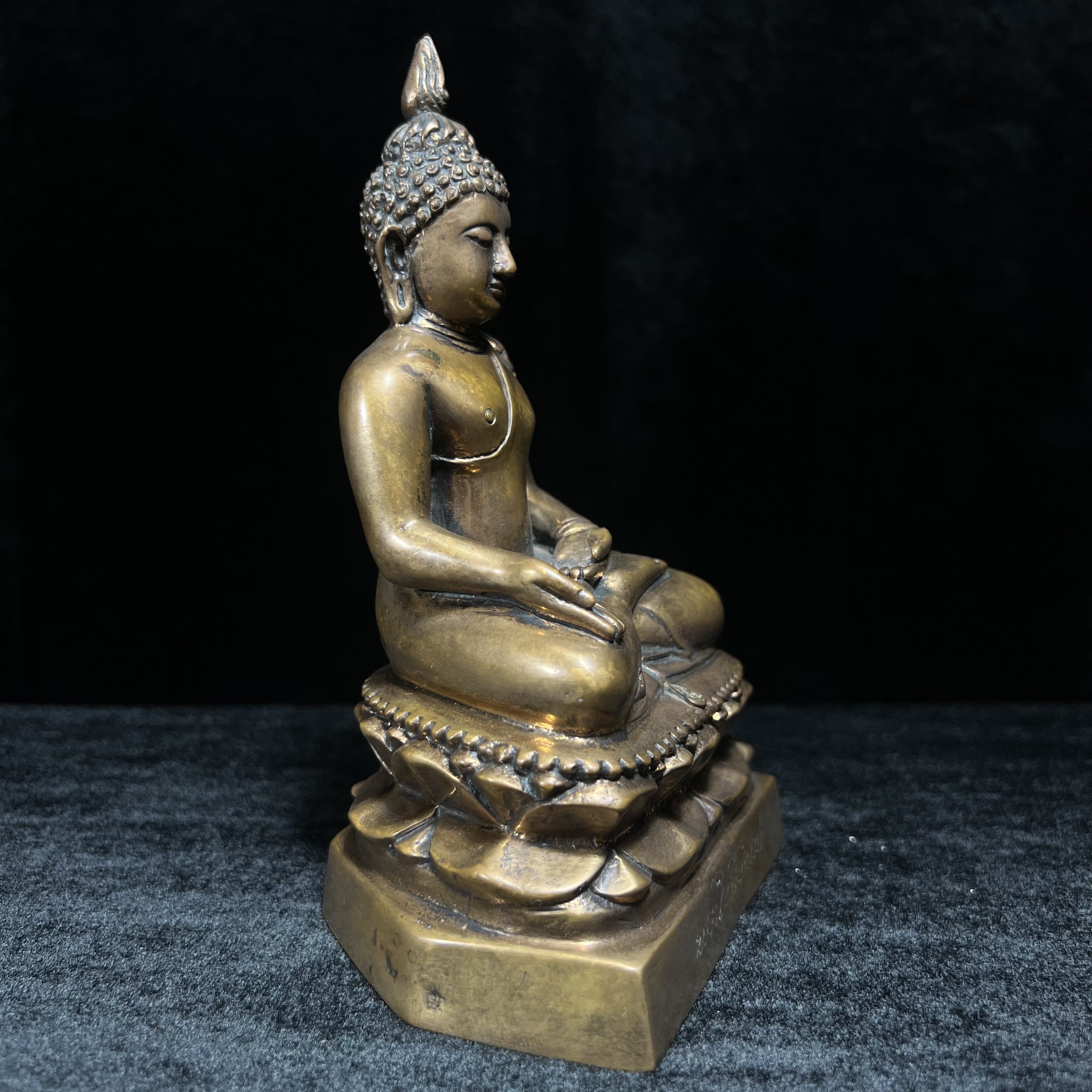 พระไพรีพินาศ วัดบวรนิเวศวิหาร ปี 2544 เนื้อสัมฤทธิ์ หน้าตัก 3นิ้ว (นิยมหายาก)(1ใน2989องค์)